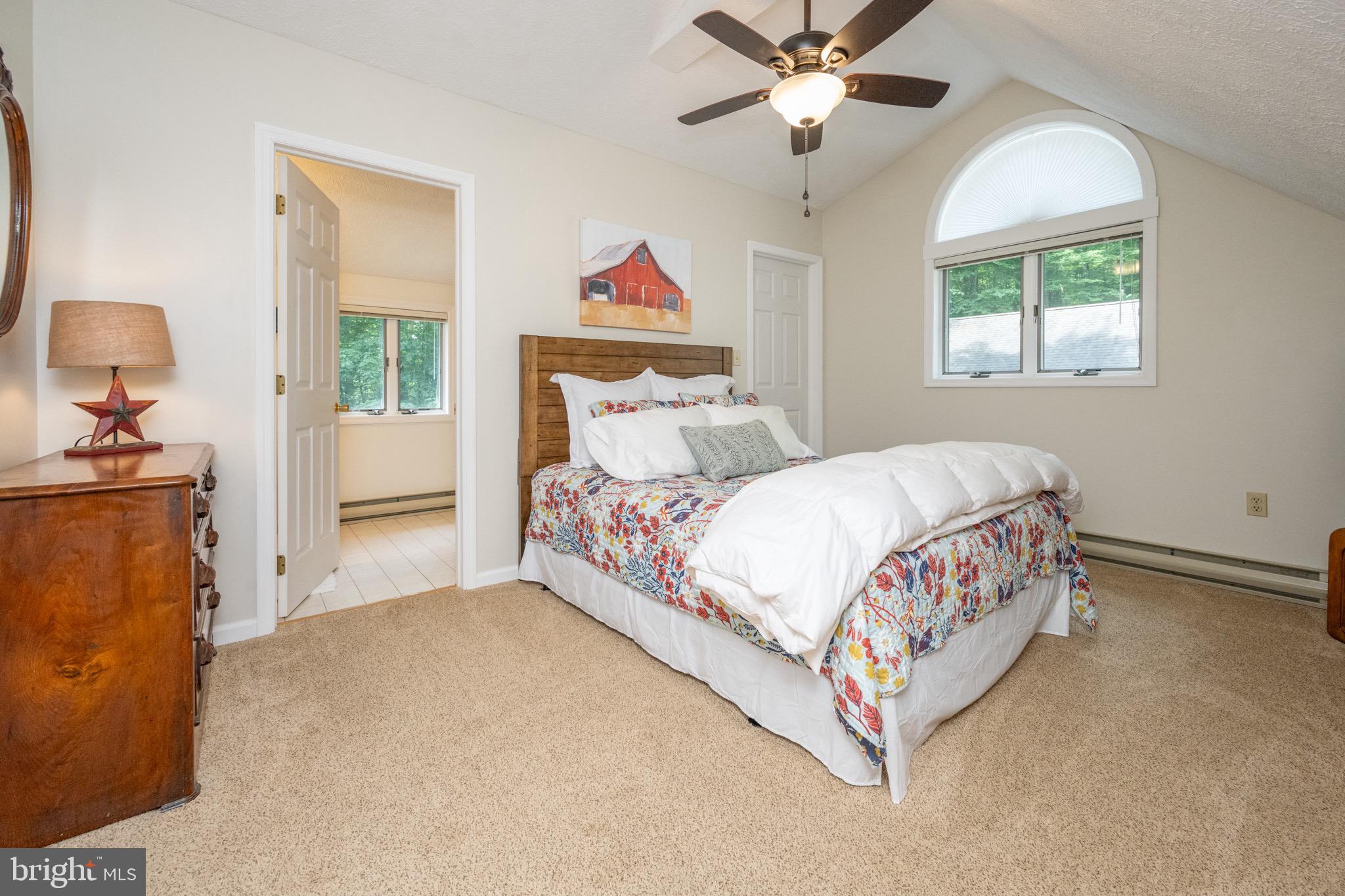 LAKE FOREST ESTATES - Residential