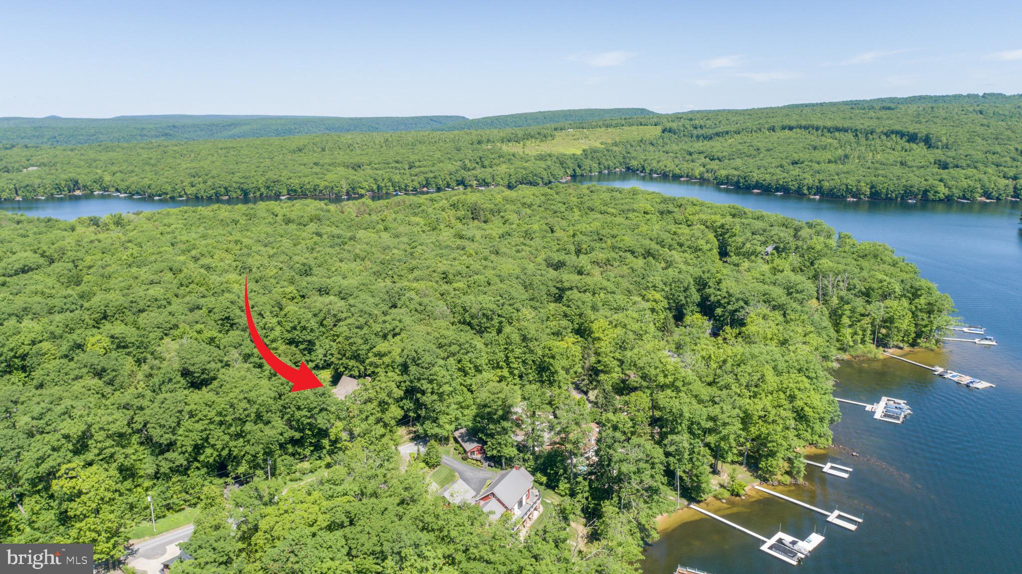 LAKE FOREST ESTATES - Residential