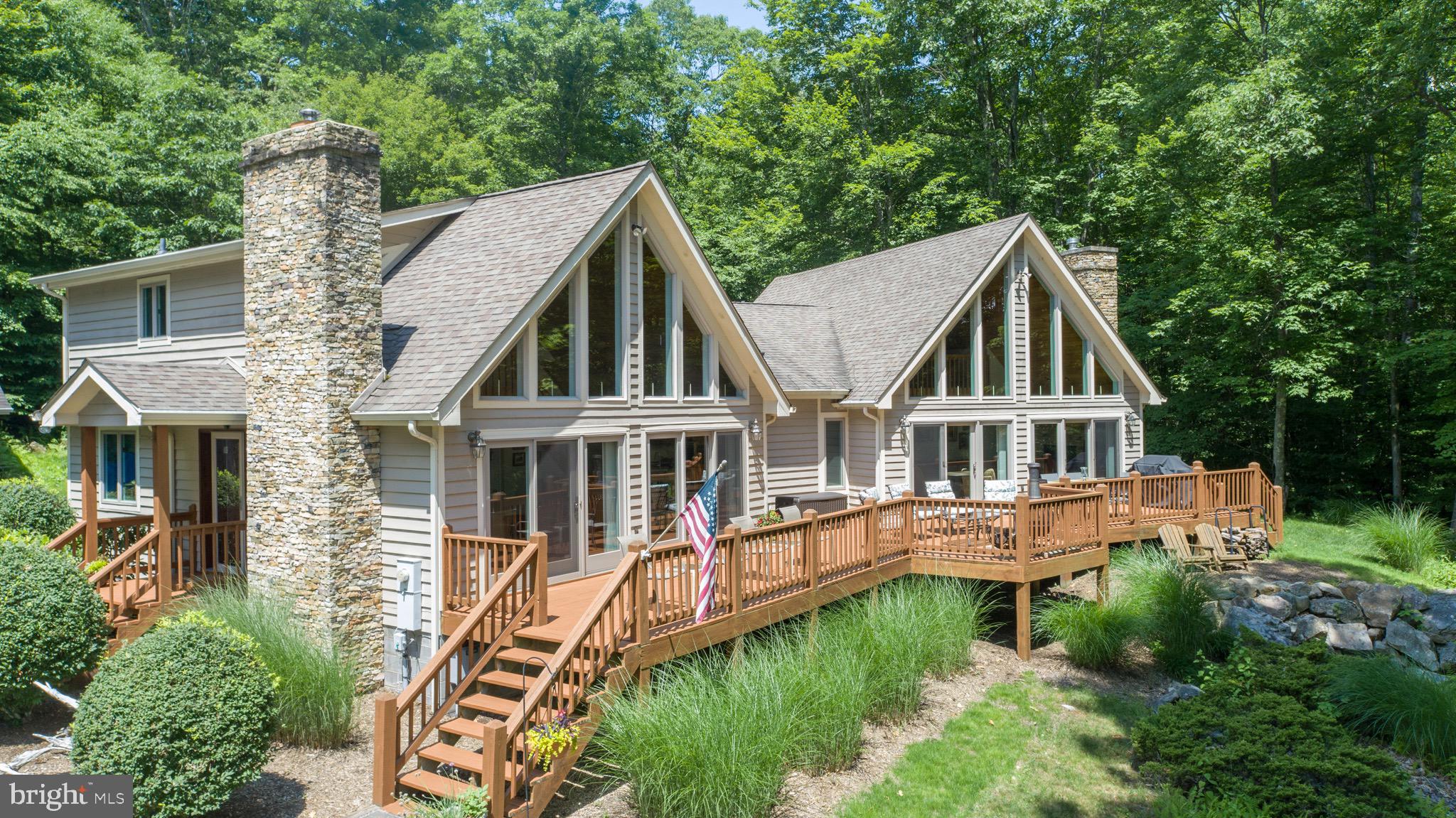 LAKE FOREST ESTATES - Residential