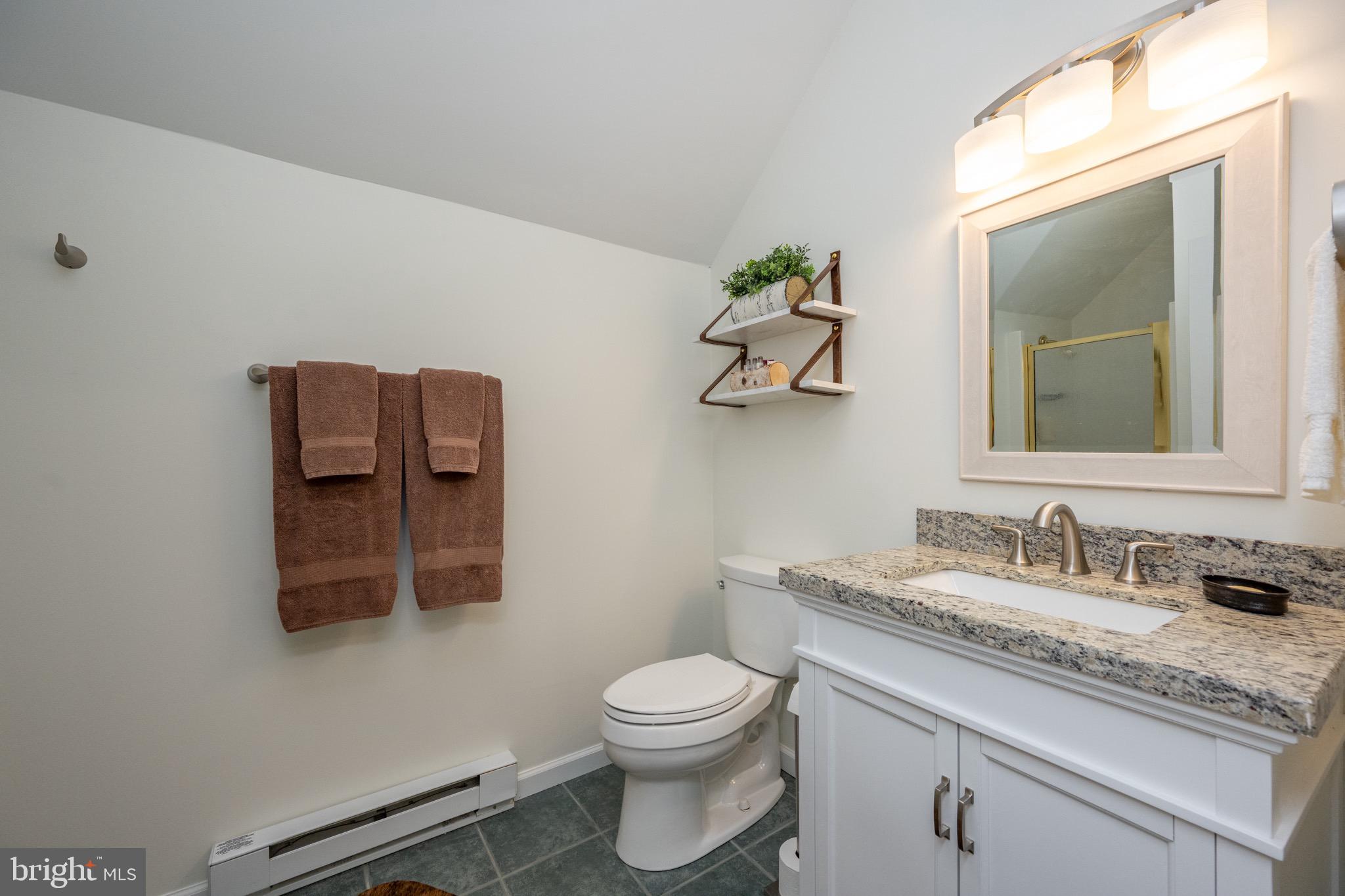 LAKE FOREST ESTATES - Residential