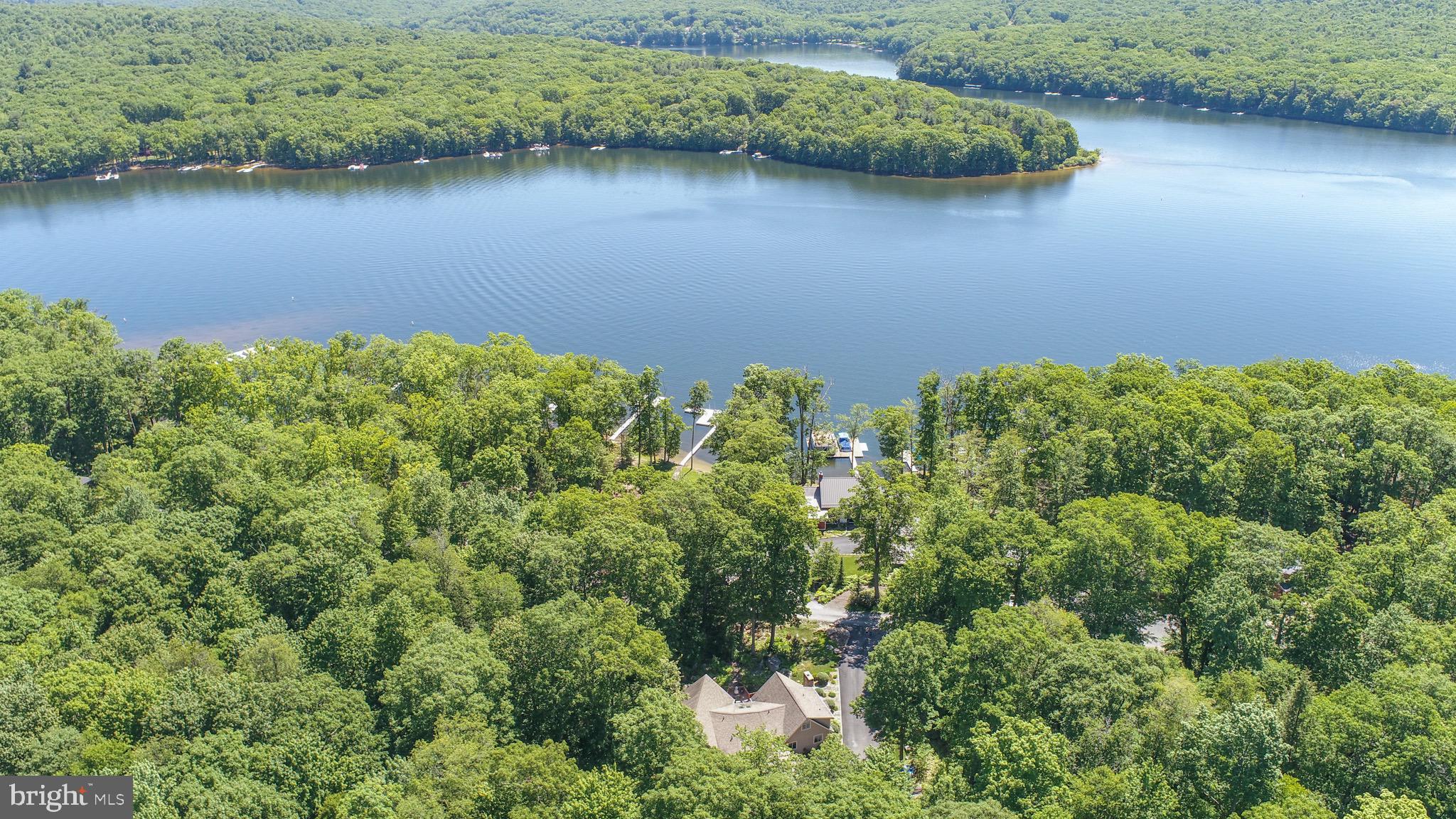 LAKE FOREST ESTATES - Residential