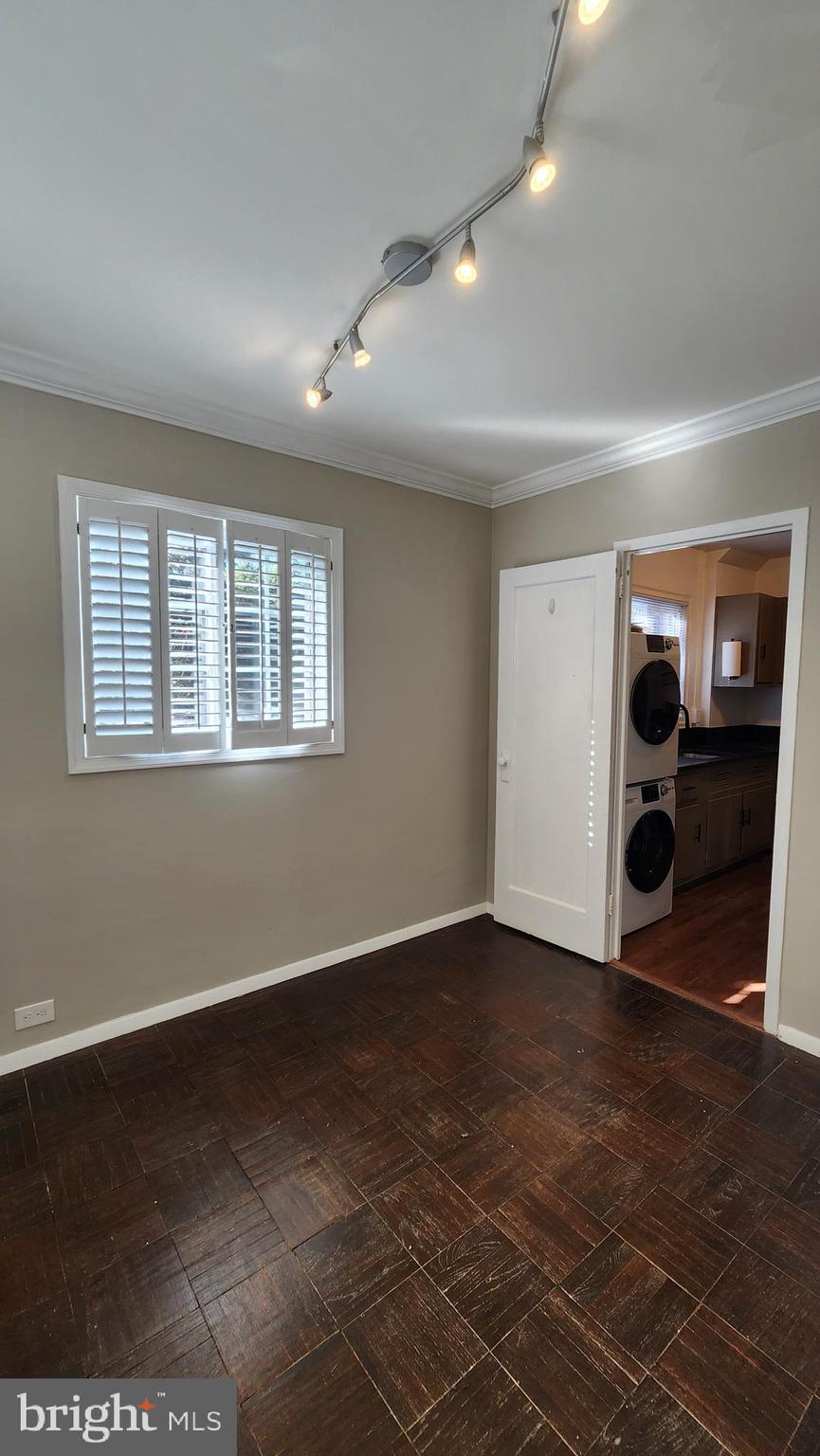 PARKFAIRFAX - Residential Lease