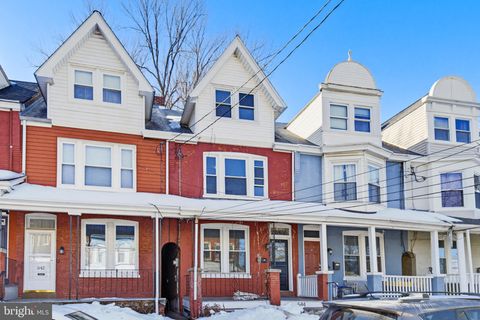 Townhouse For Sale - 544 N Mary Street<br/> LANCASTER, PA 17603