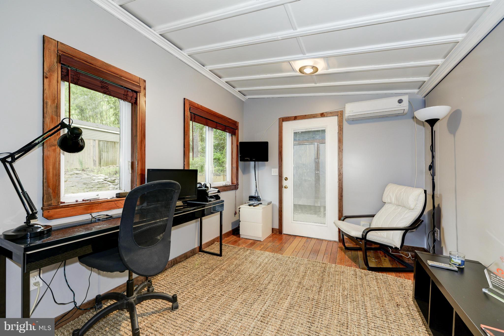 HOLMES RUN ACRES - Residential