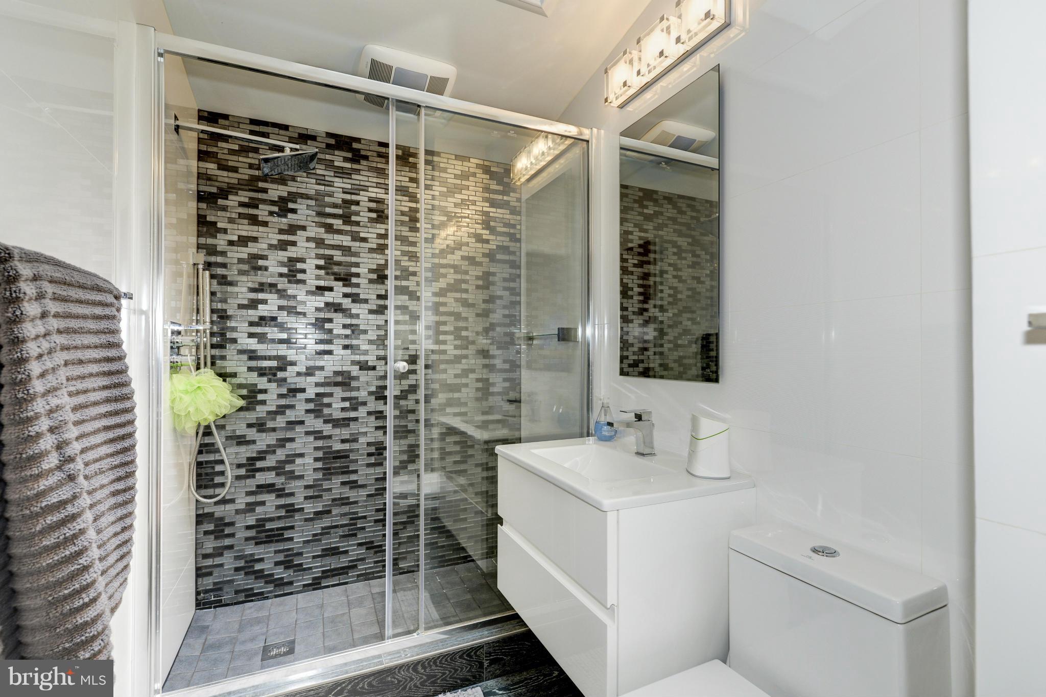 HOLMES RUN ACRES - Residential