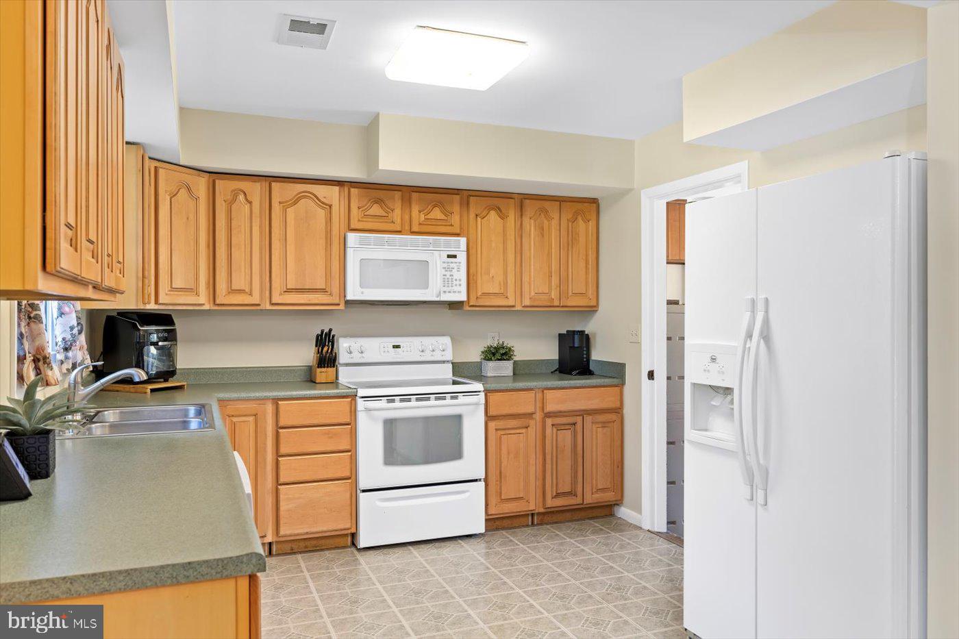 3588 TORRING LANE