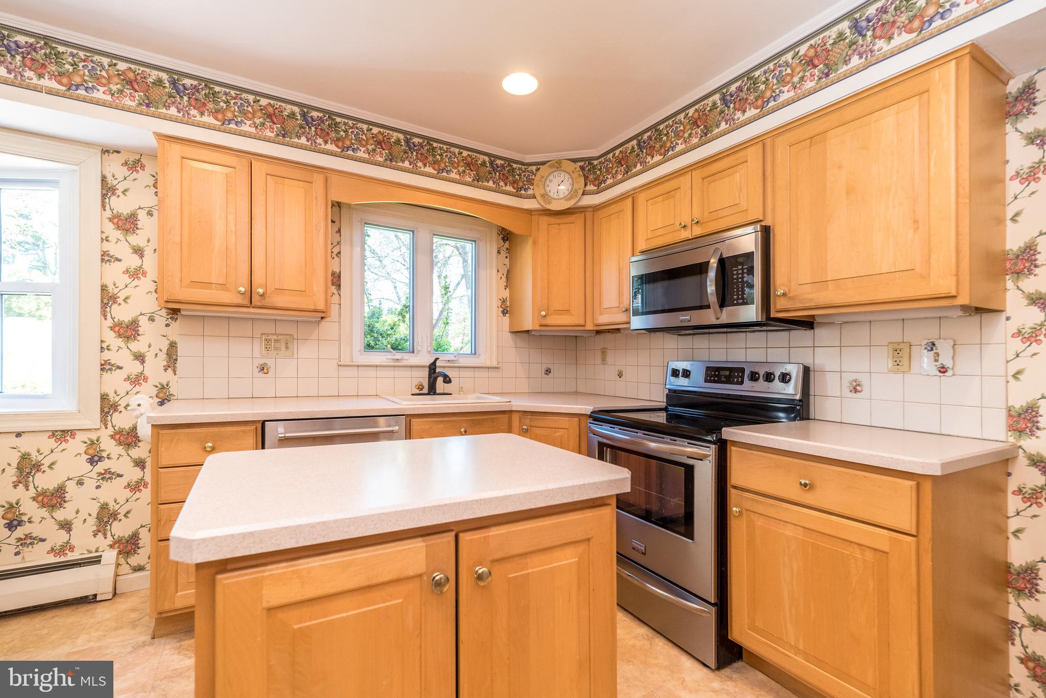 LONG LANE FARMS - Residential