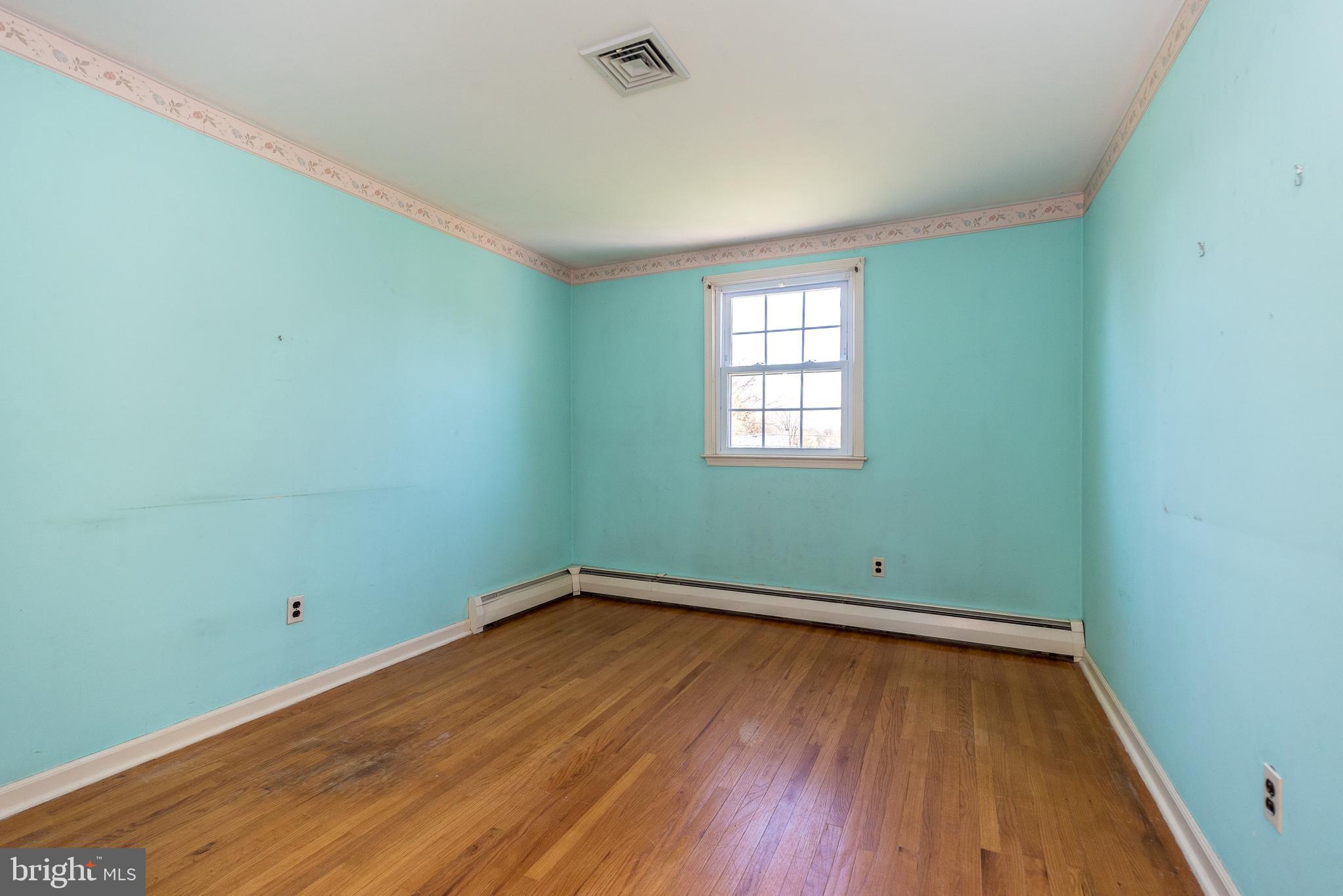 LONG LANE FARMS - Residential