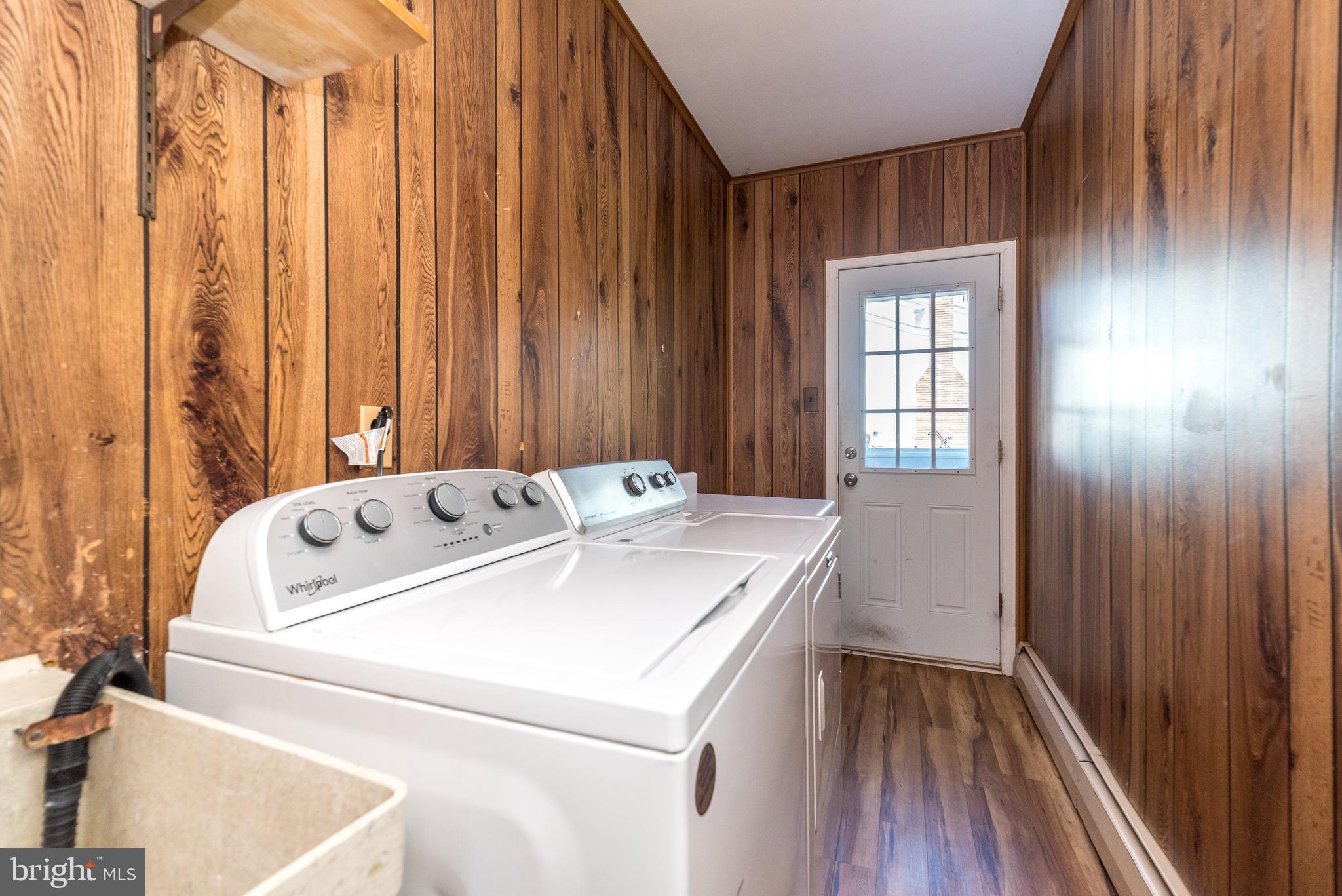 LONG LANE FARMS - Residential