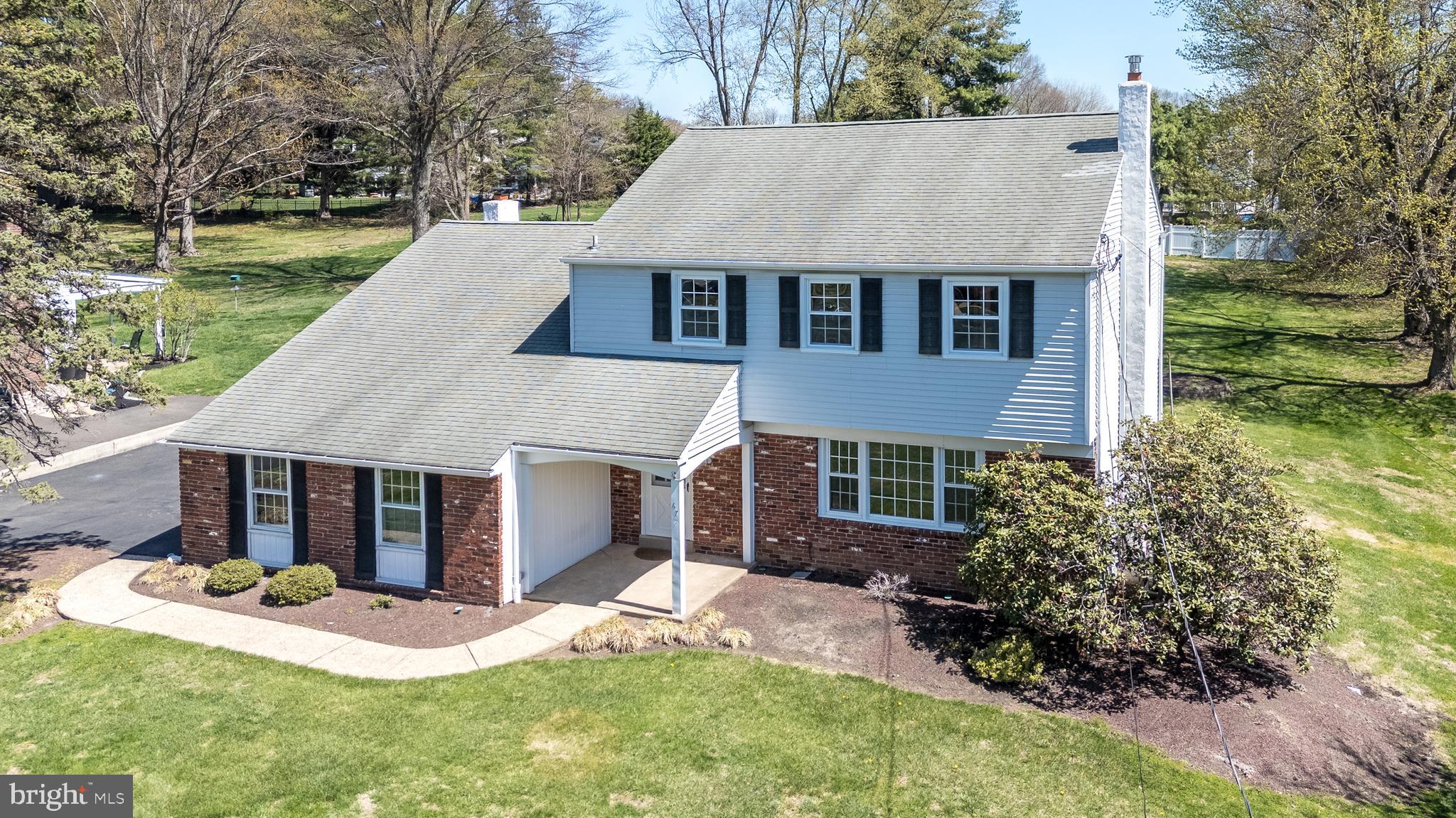 LONG LANE FARMS - Residential