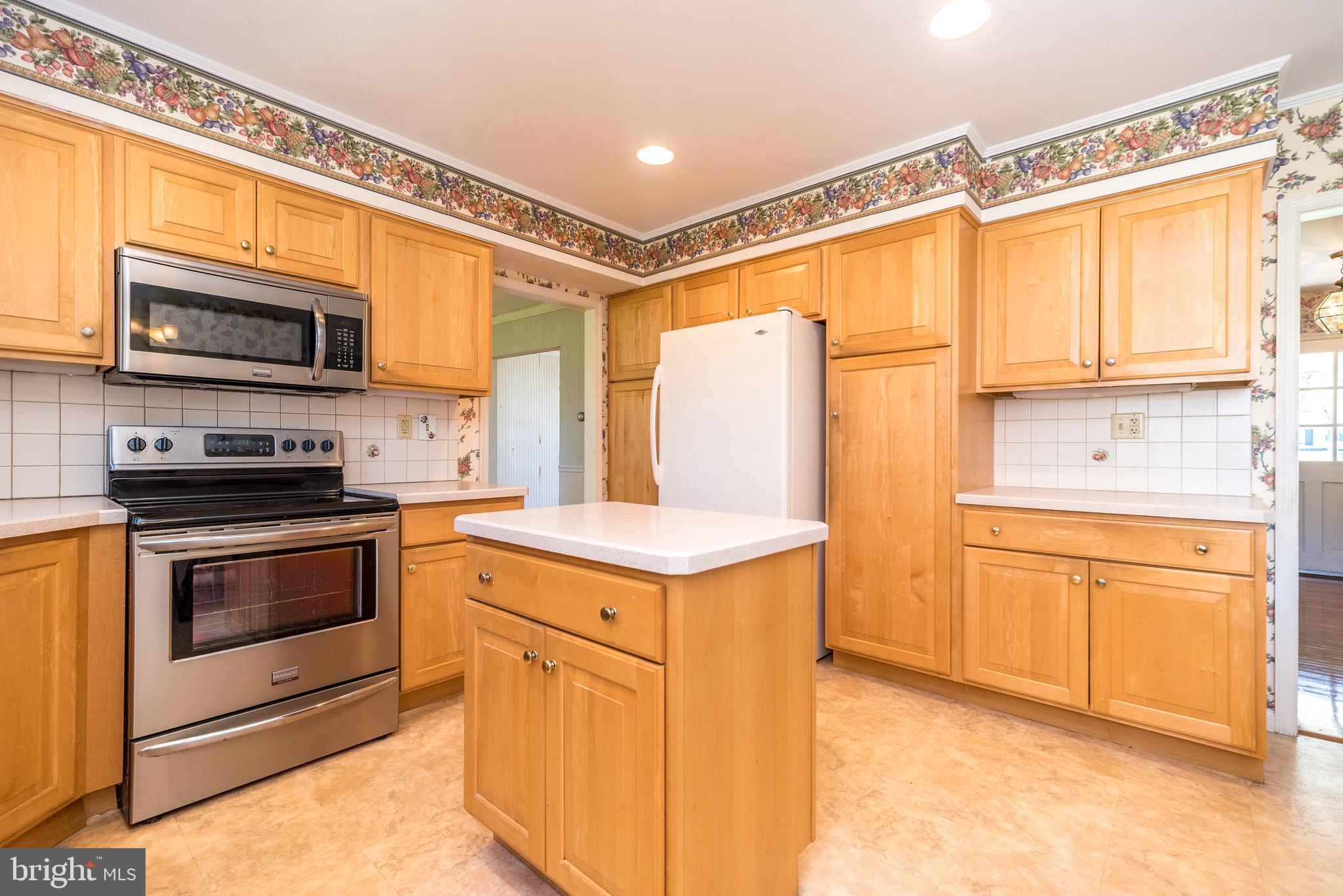 LONG LANE FARMS - Residential