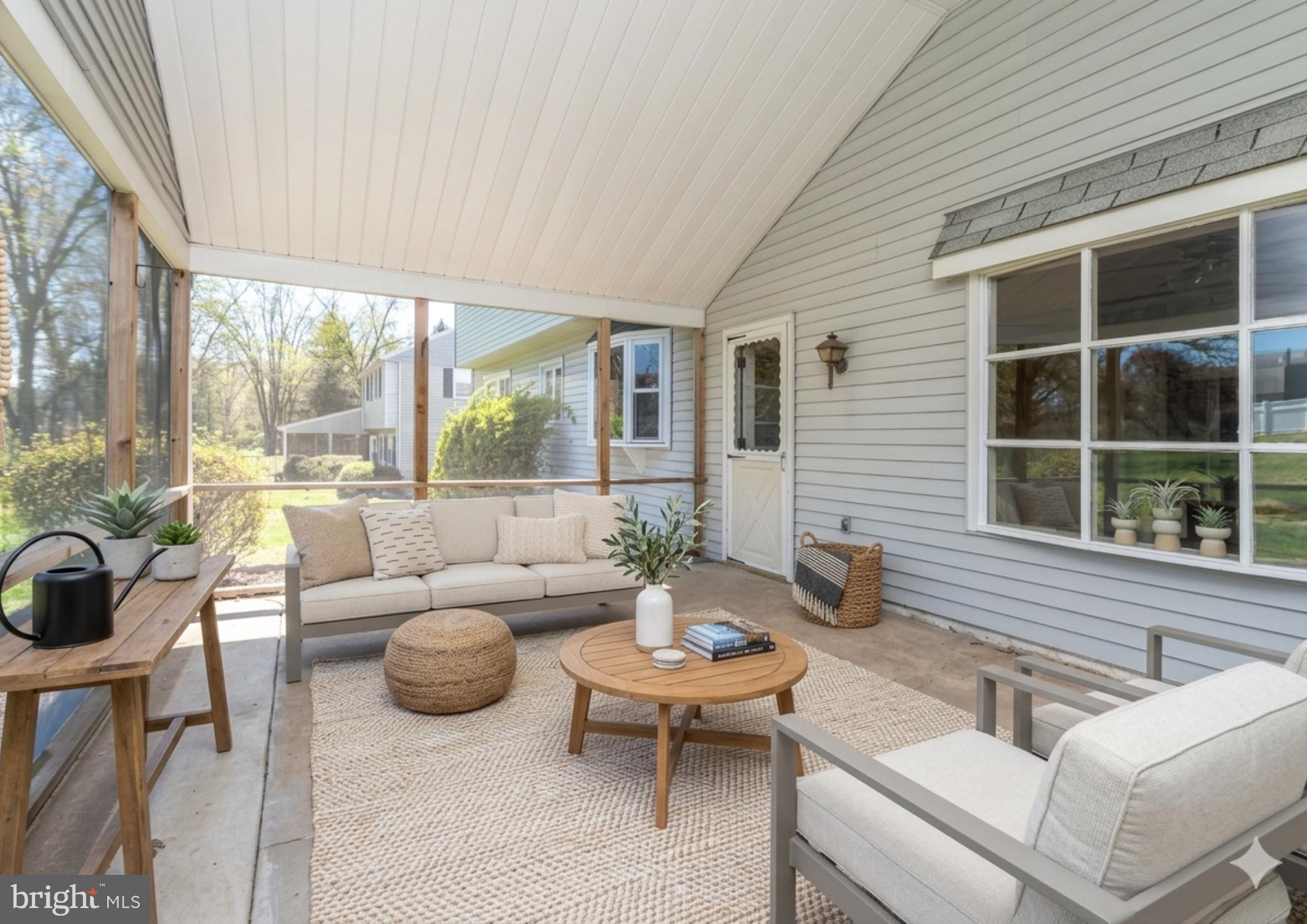 LONG LANE FARMS - Residential