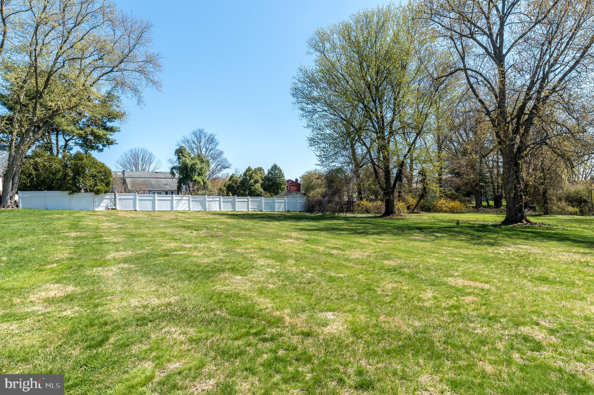 LONG LANE FARMS - Residential