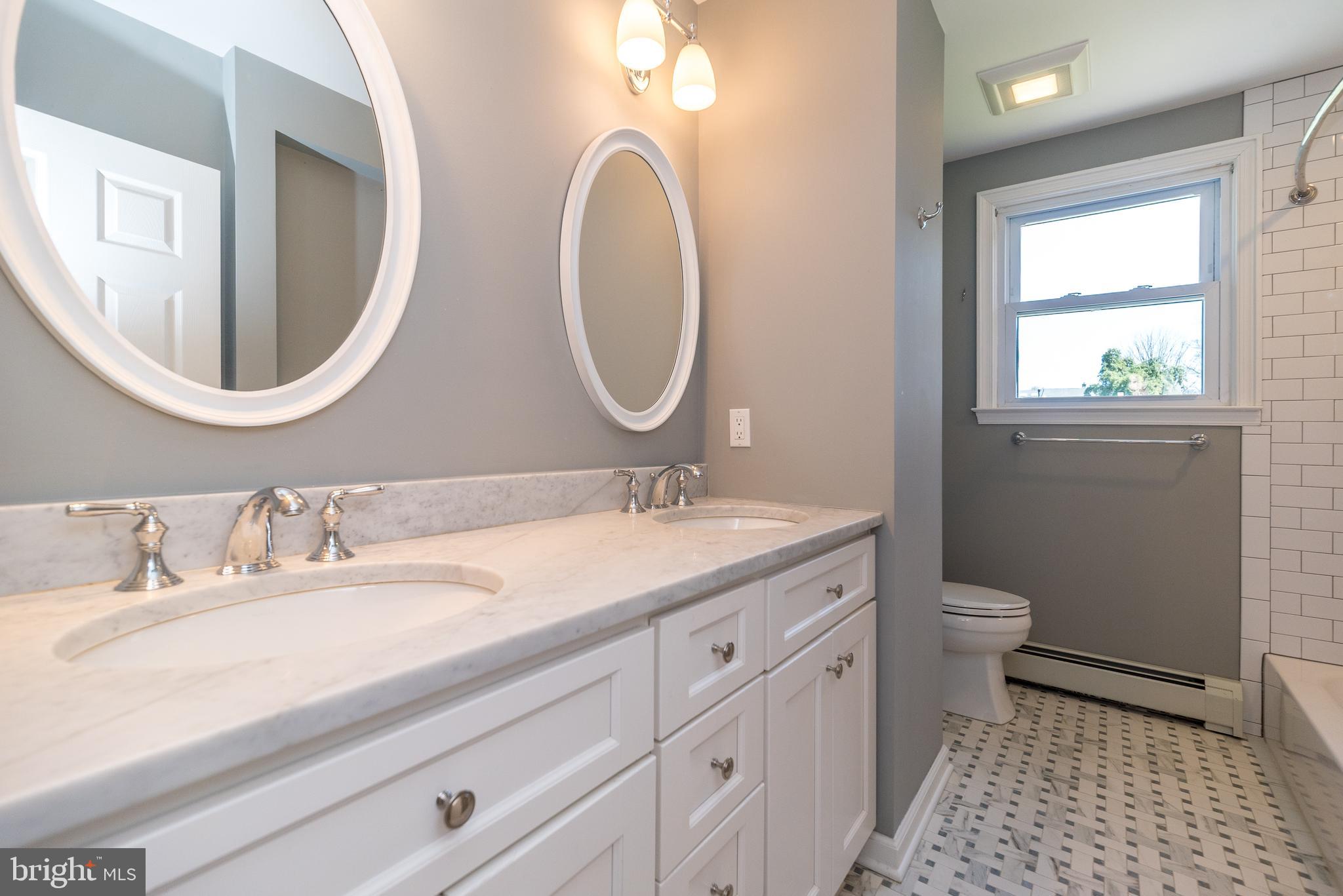 LONG LANE FARMS - Residential