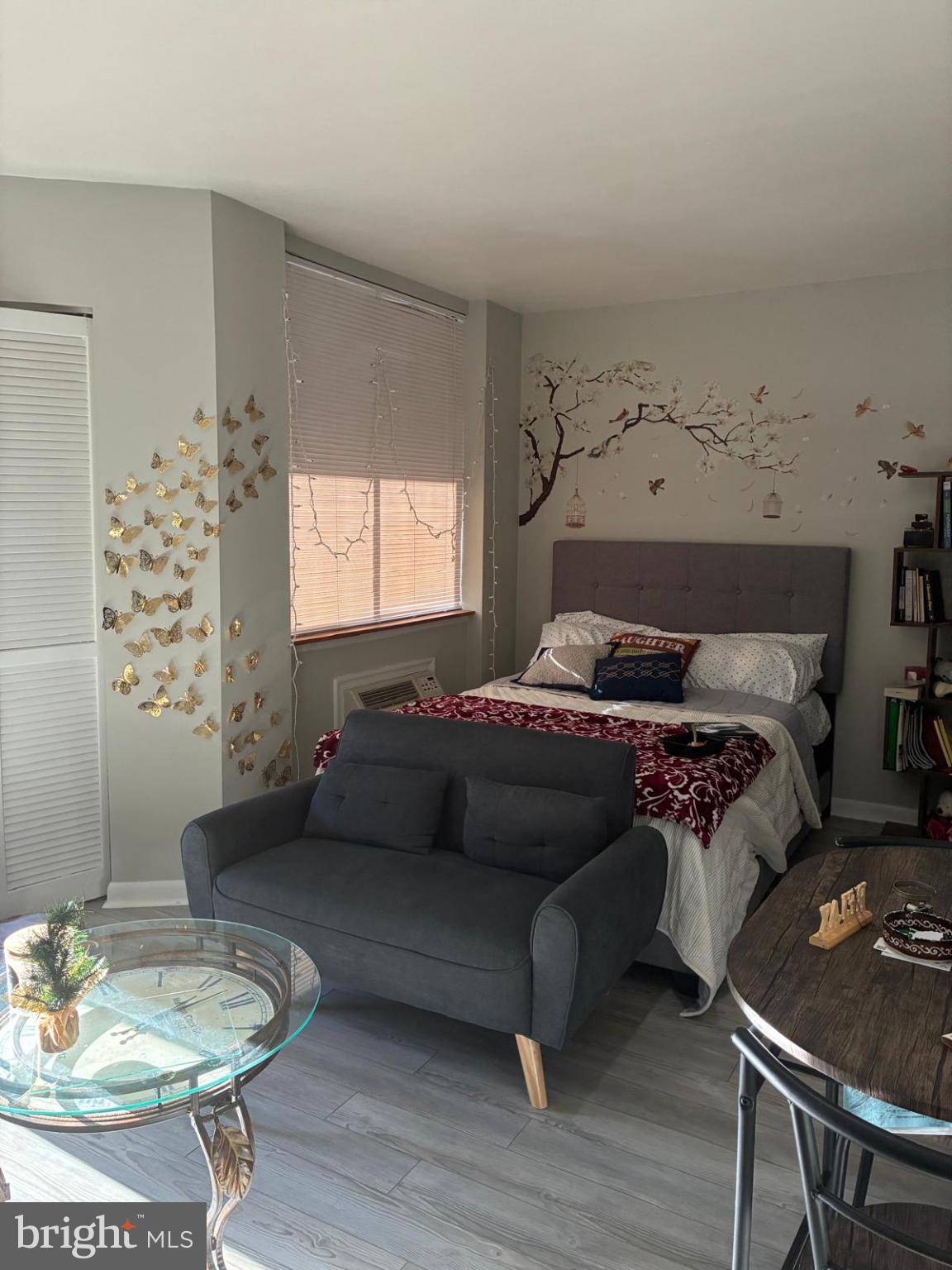 CEDARS COURT - Residential