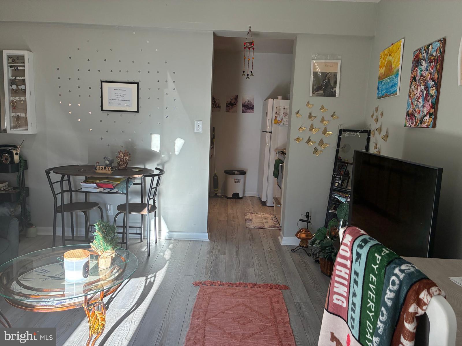 CEDARS COURT - Residential