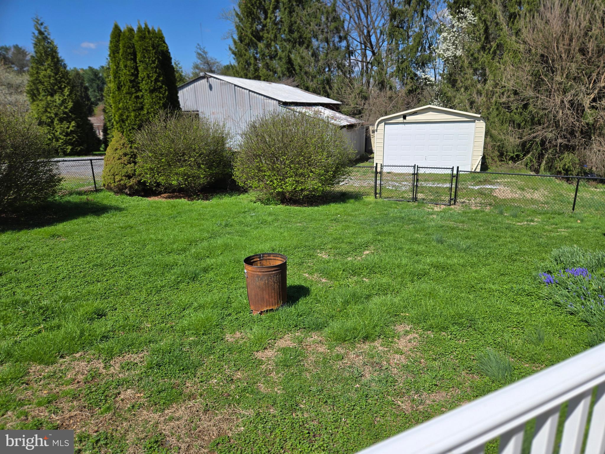 HAMPSTEAD - Residential