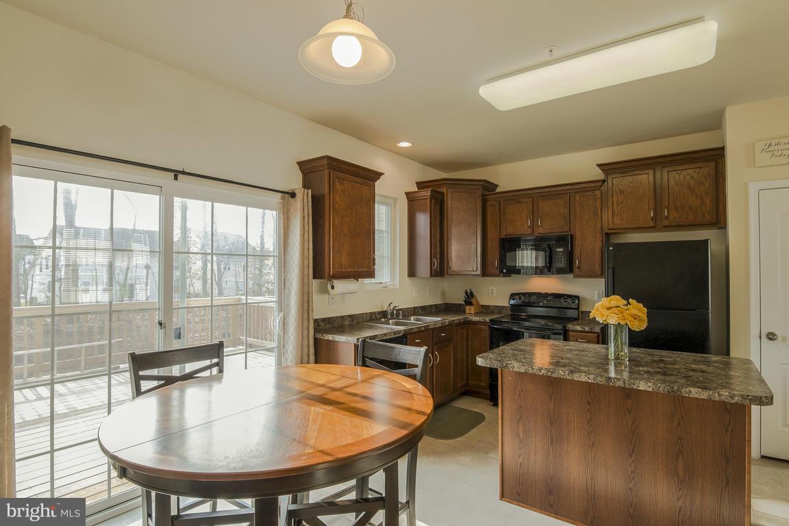 TANYARD SPRINGS - Residential