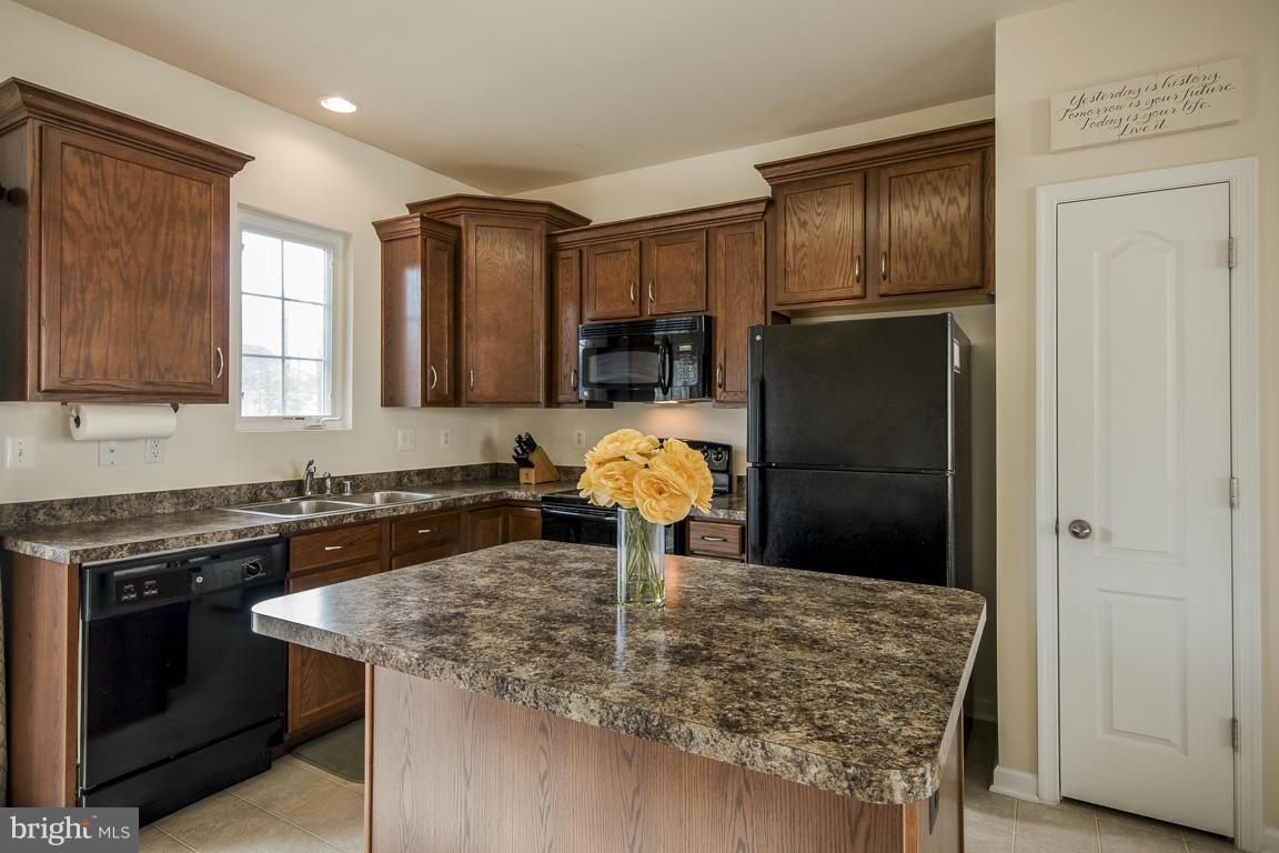 TANYARD SPRINGS - Residential