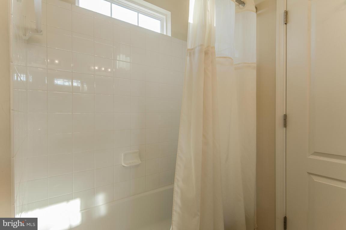 TANYARD SPRINGS - Residential