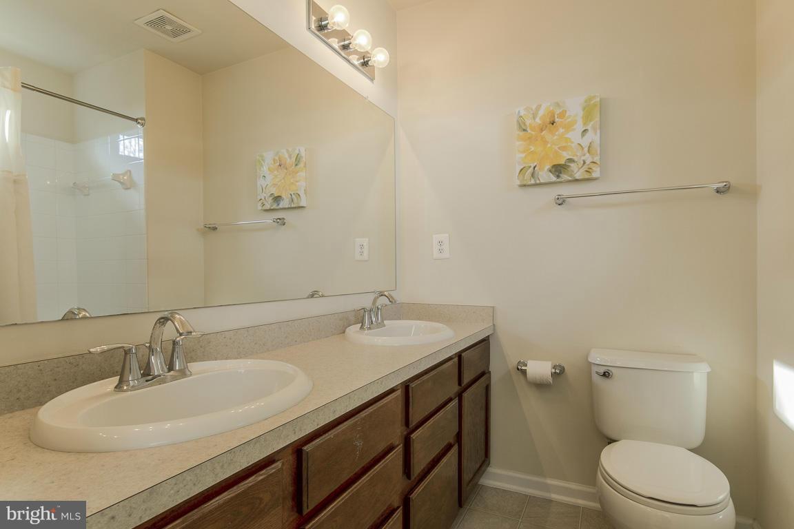 TANYARD SPRINGS - Residential