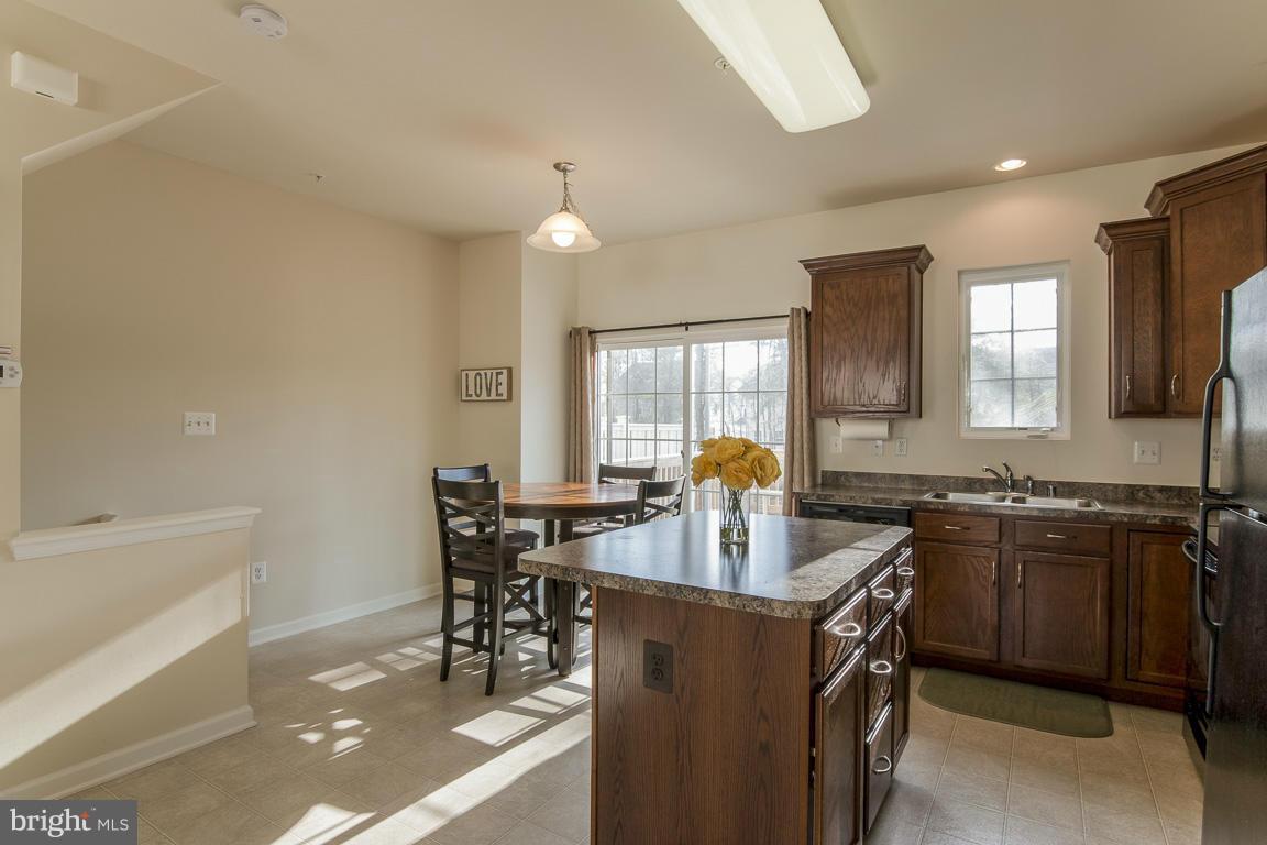 TANYARD SPRINGS - Residential