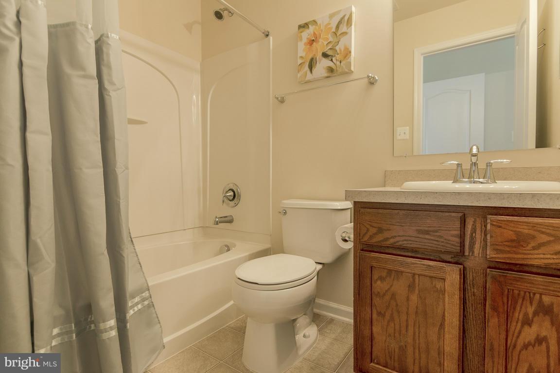 TANYARD SPRINGS - Residential