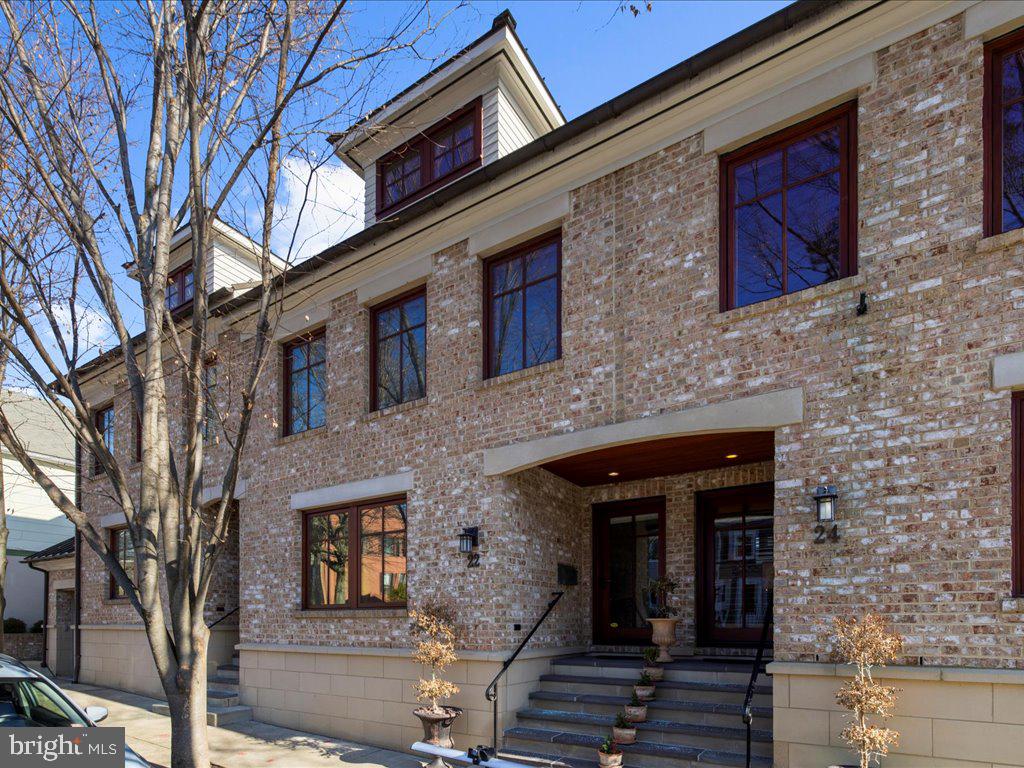 HISTORIC DISTRICT - Residential