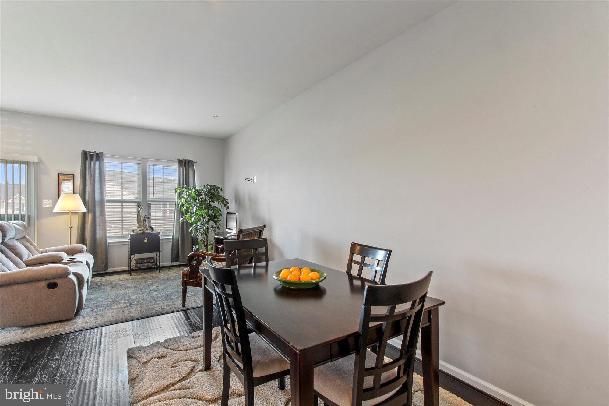 LOGANS RESERVE - Residential