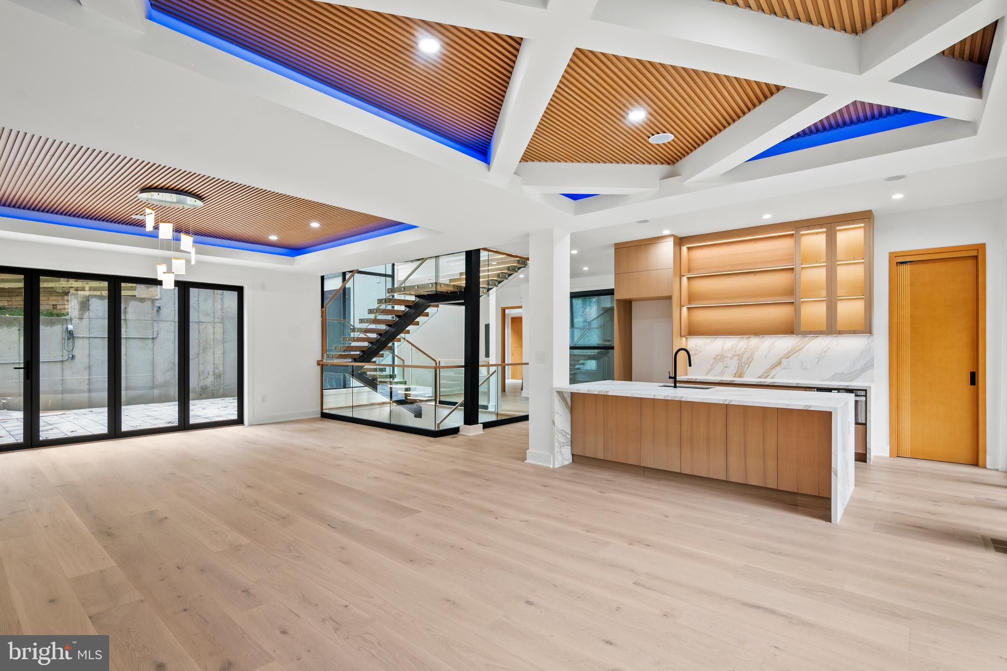 EAGLE ACRES - Residential