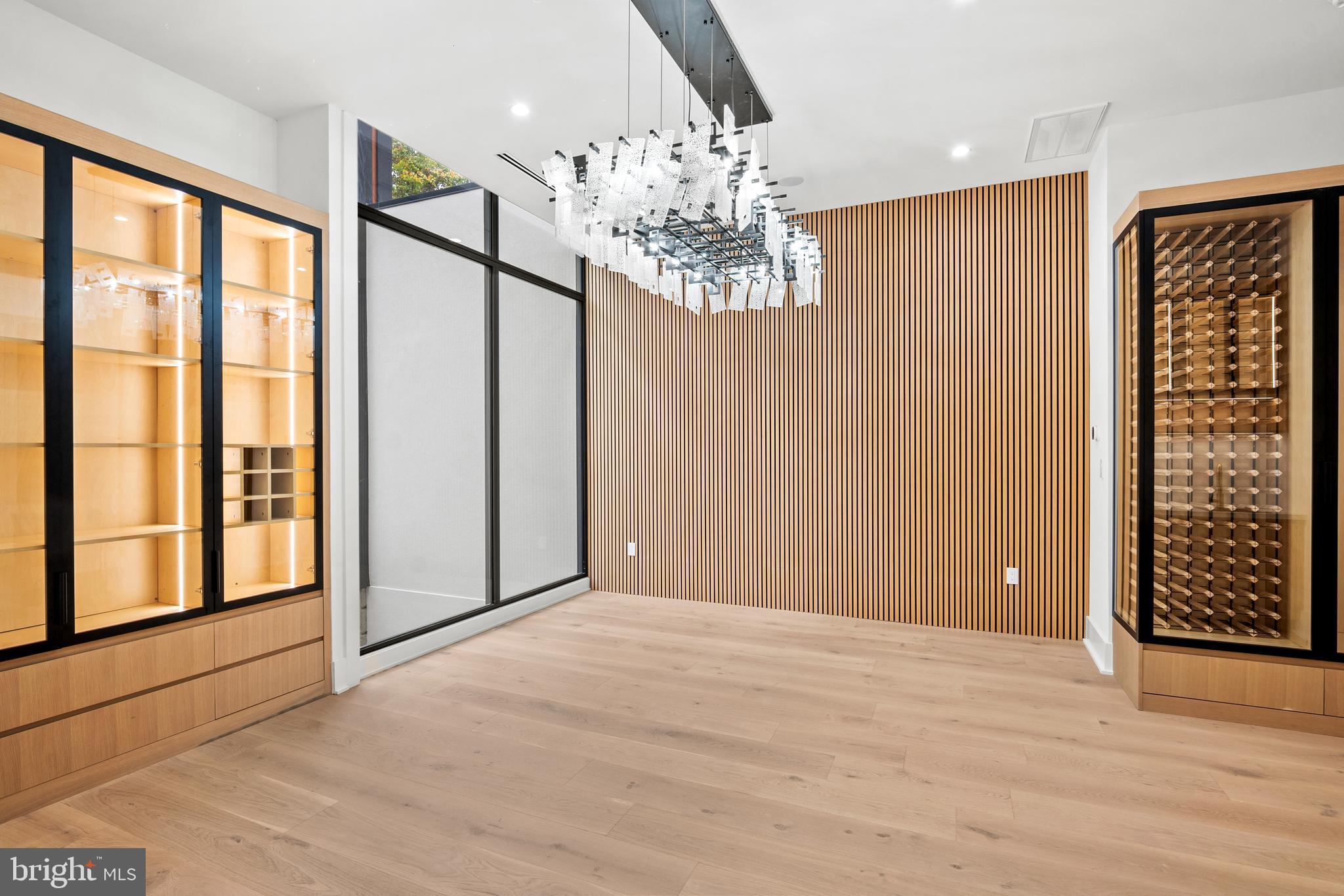 EAGLE ACRES - Residential