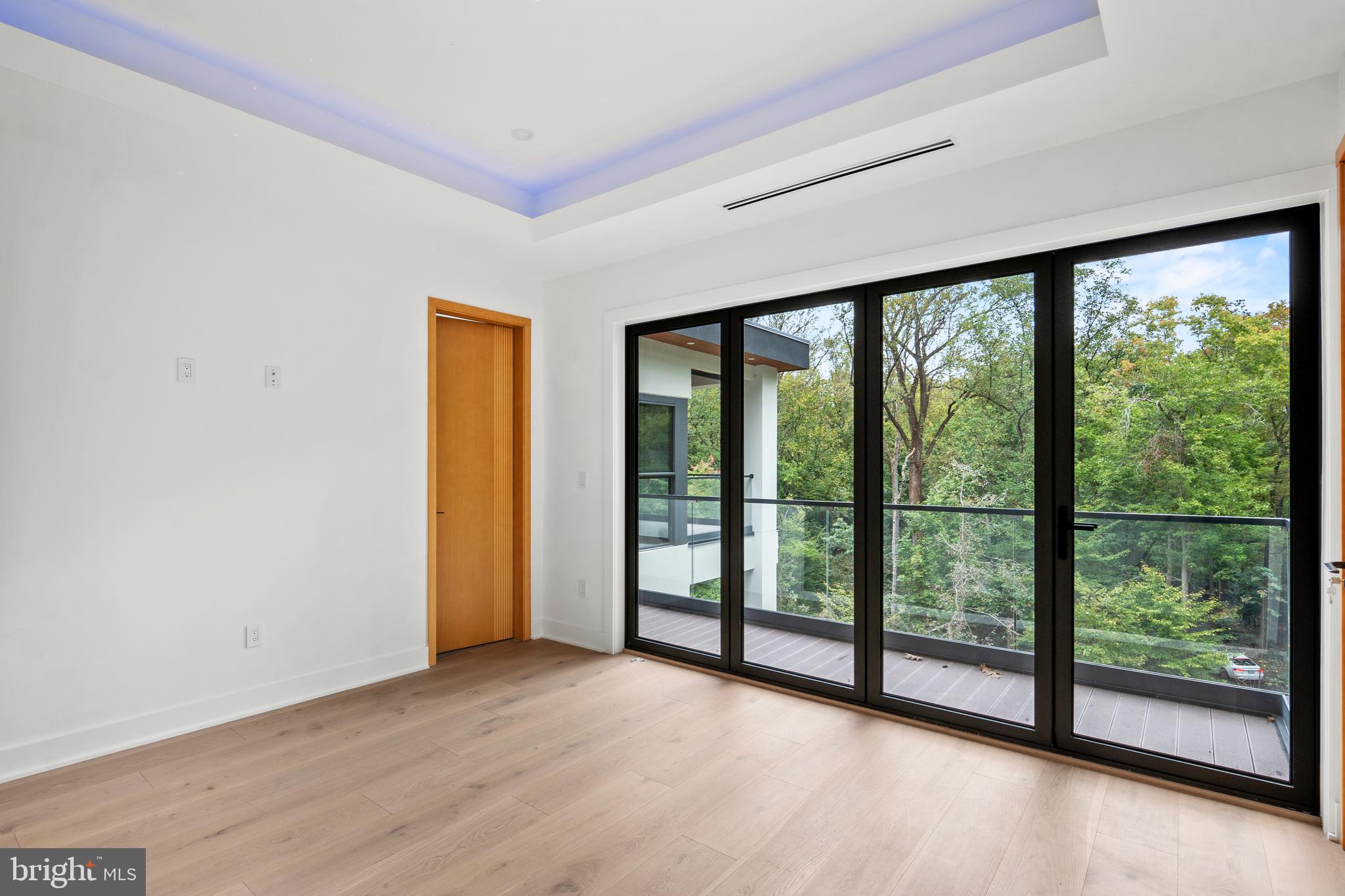 EAGLE ACRES - Residential