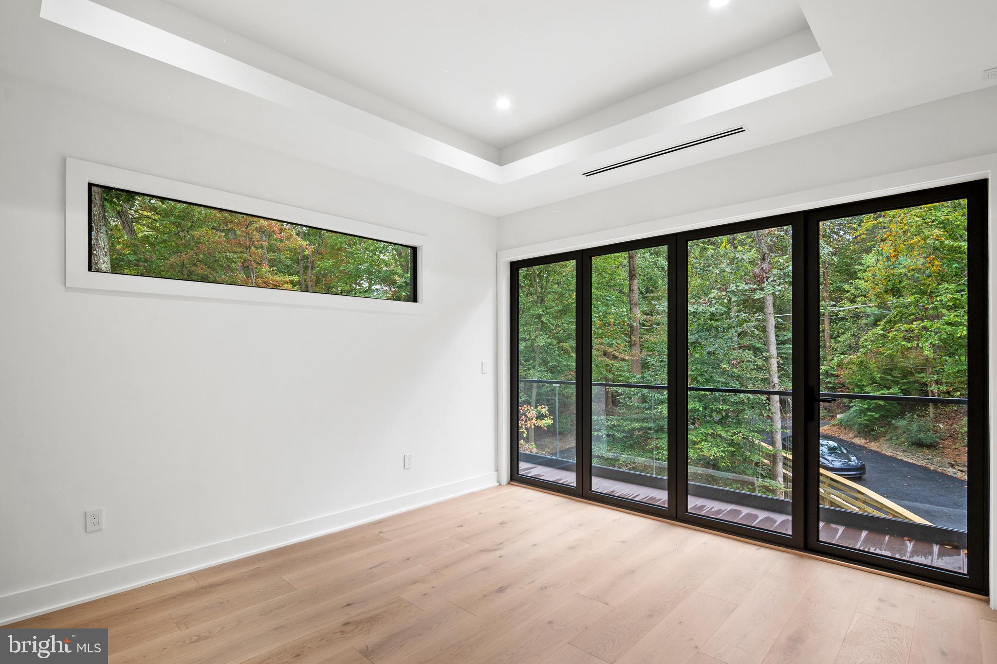 EAGLE ACRES - Residential