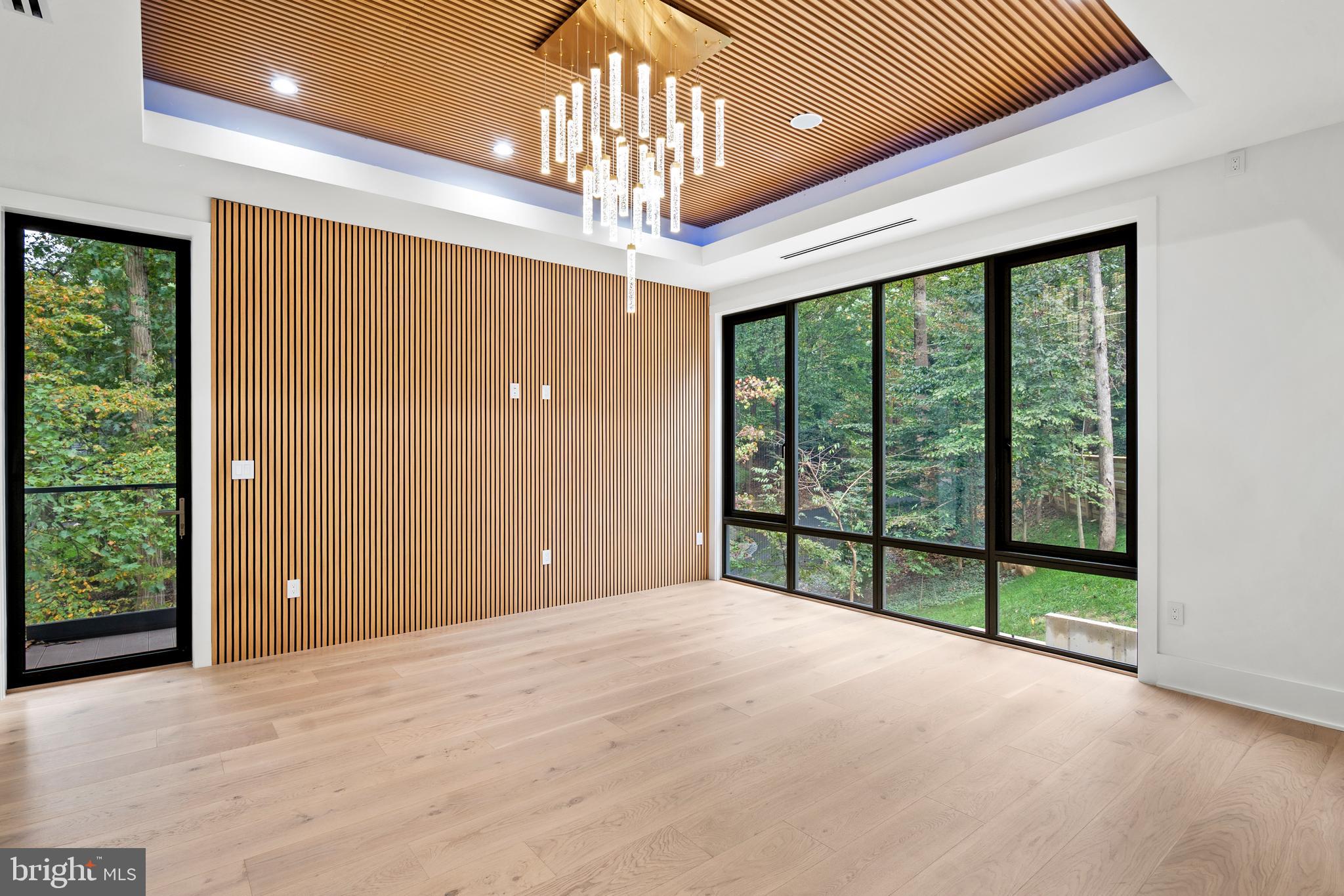 EAGLE ACRES - Residential