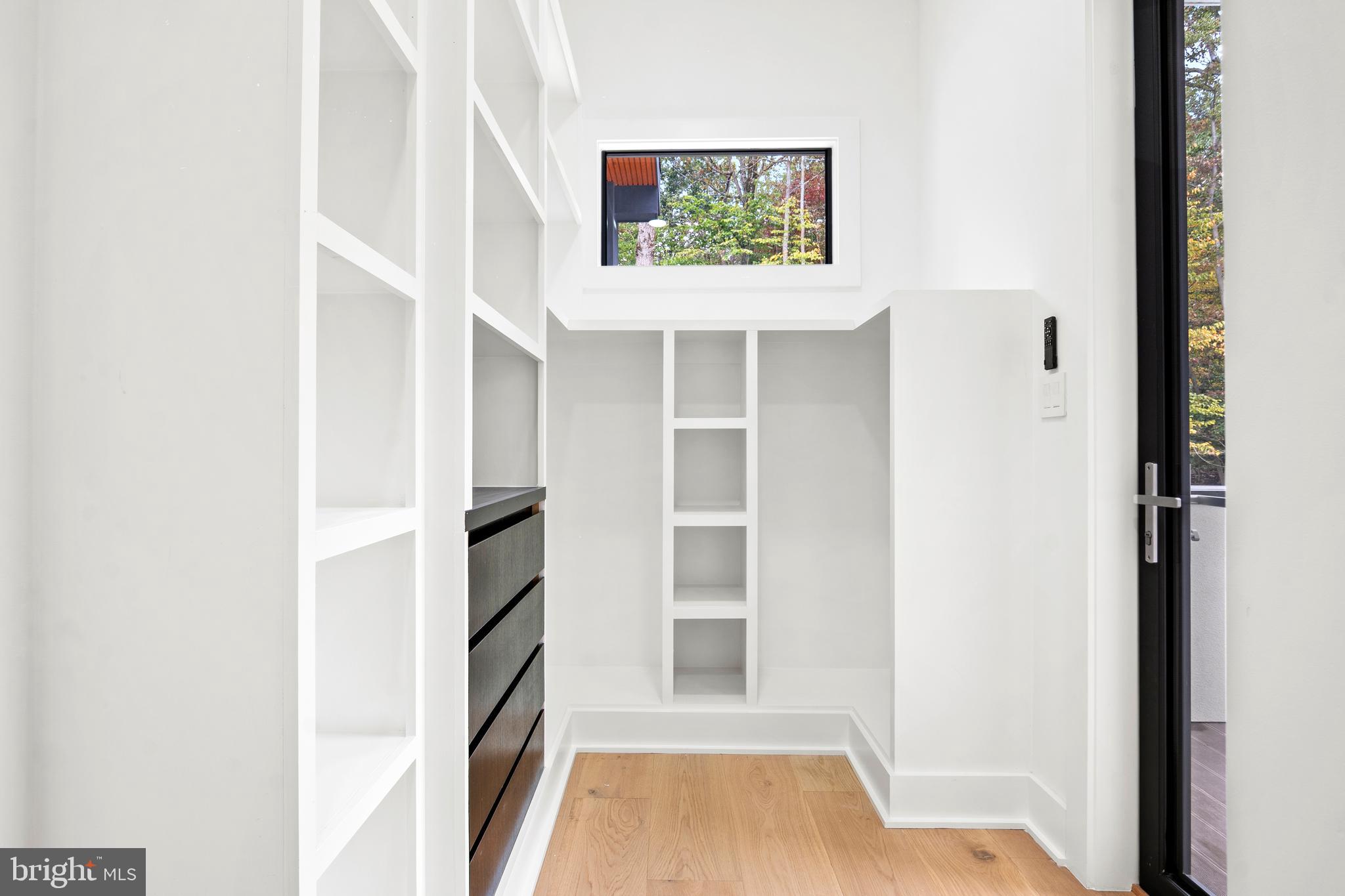 EAGLE ACRES - Residential