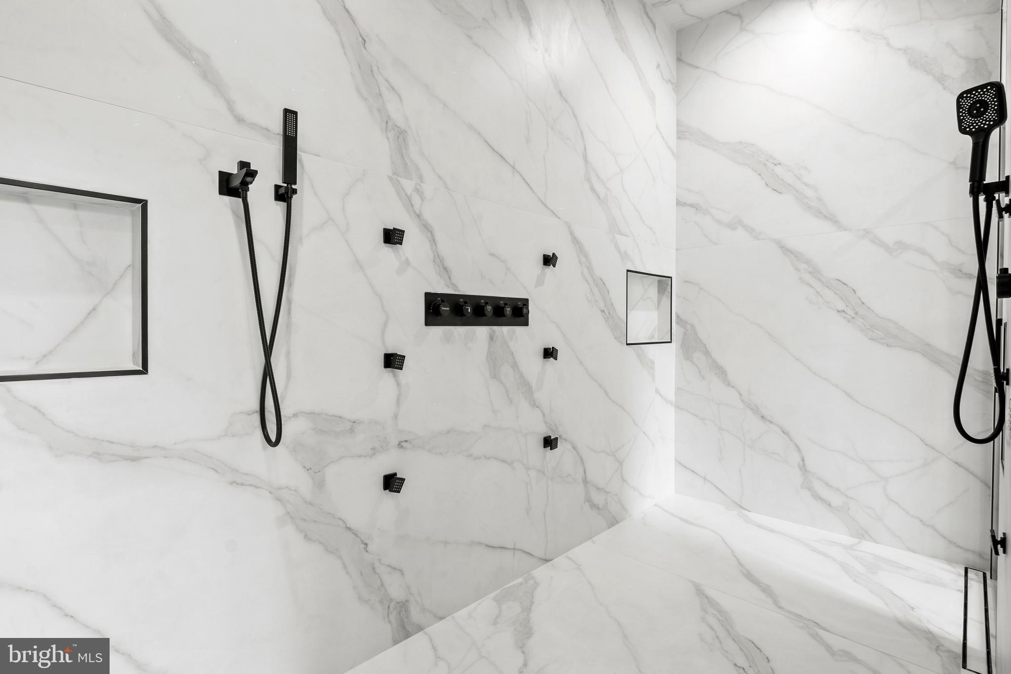 EAGLE ACRES - Residential