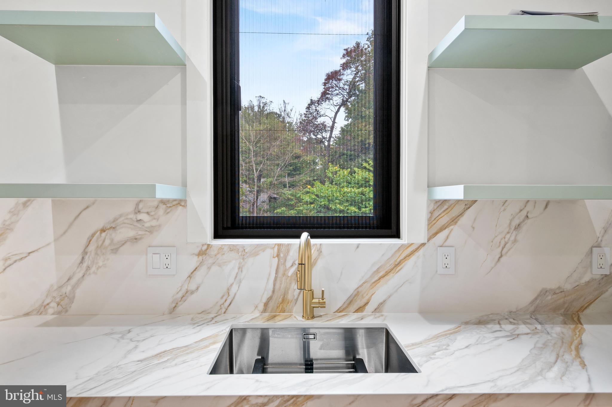 EAGLE ACRES - Residential