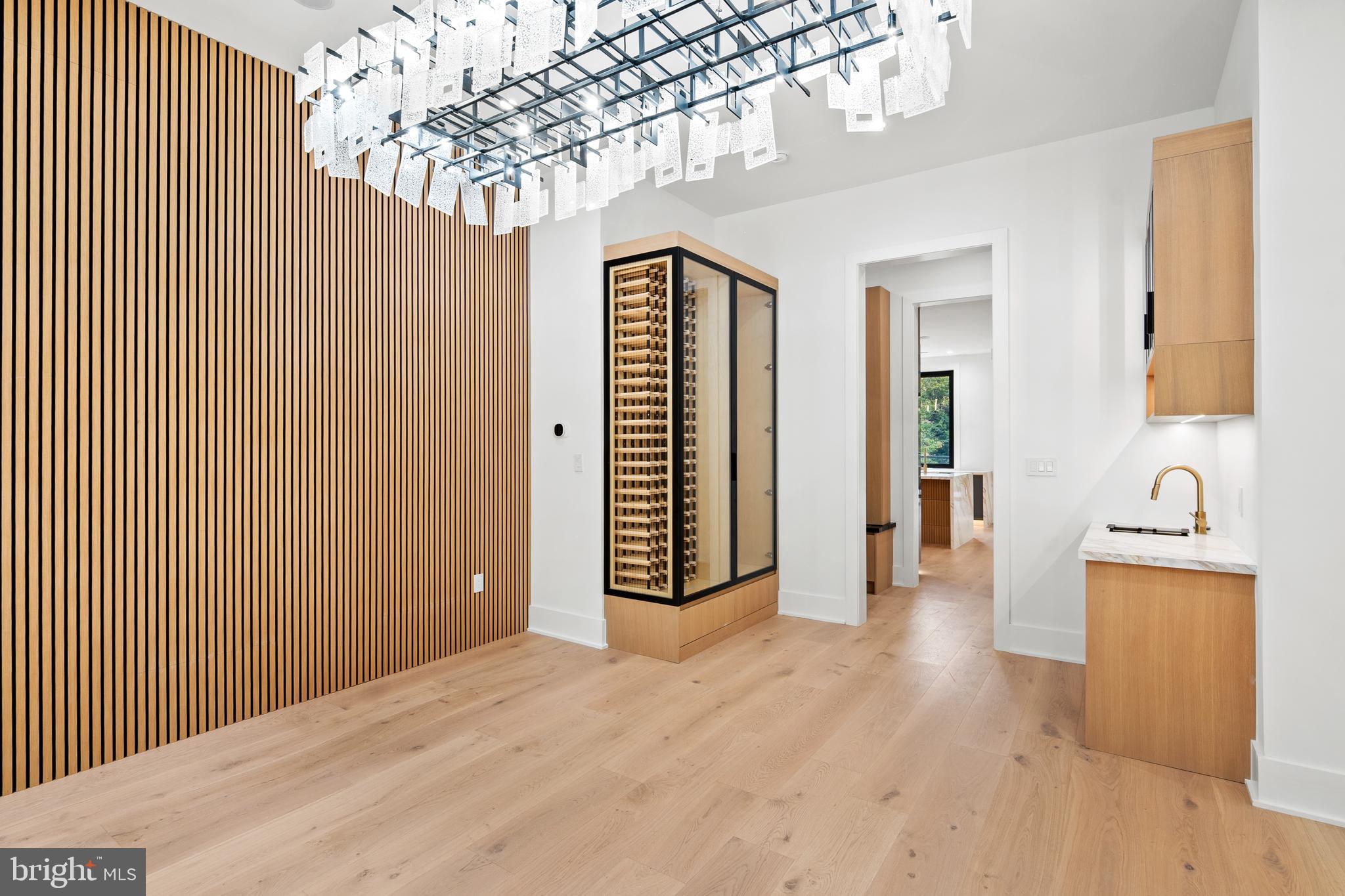 EAGLE ACRES - Residential