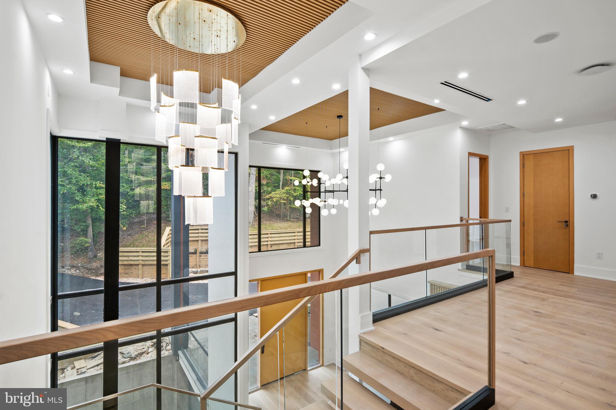 EAGLE ACRES - Residential