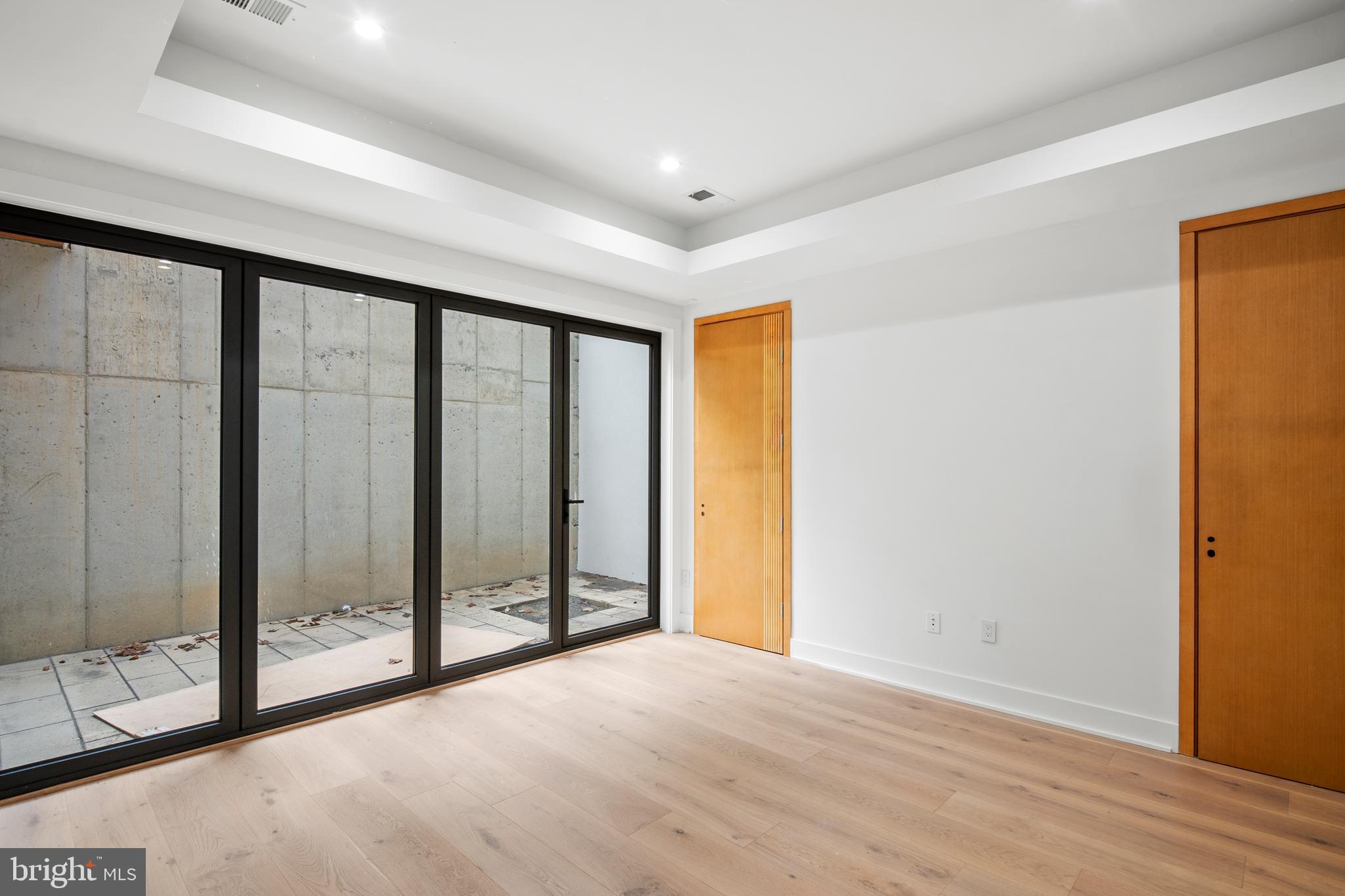 EAGLE ACRES - Residential