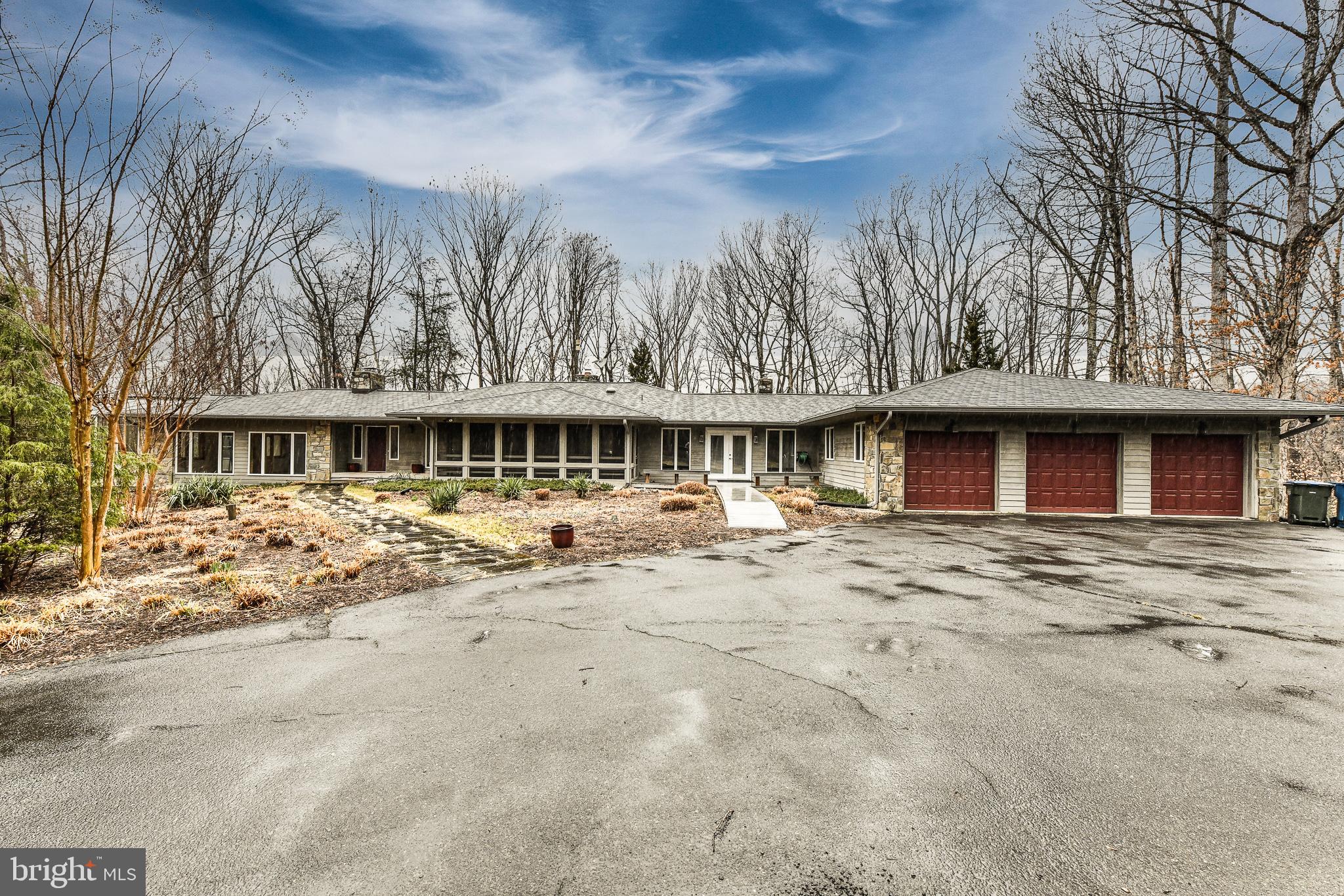 ECOLAND ESTATES - Residential Lease