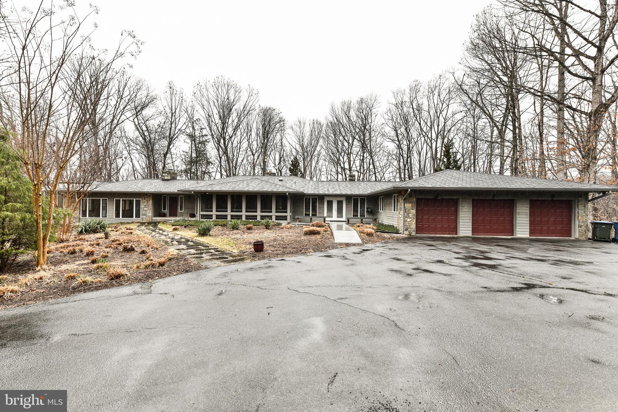 ECOLAND ESTATES - Residential Lease