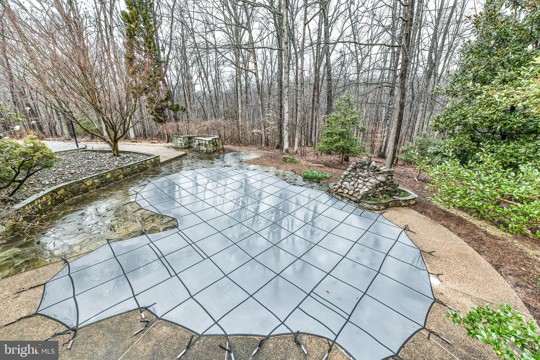 ECOLAND ESTATES - Residential Lease