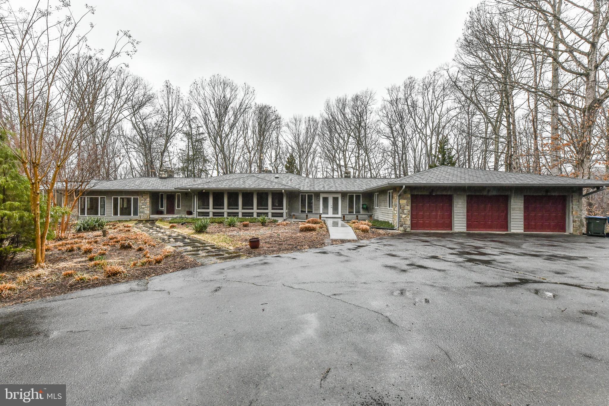 ECOLAND ESTATES - Residential Lease