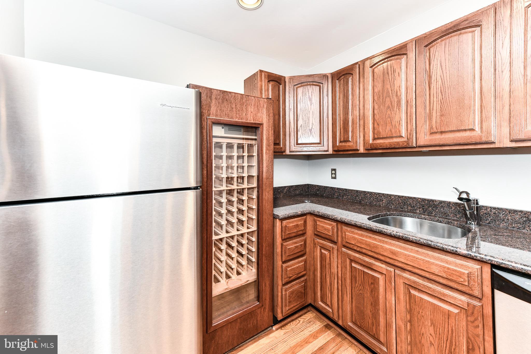 ECOLAND ESTATES - Residential Lease