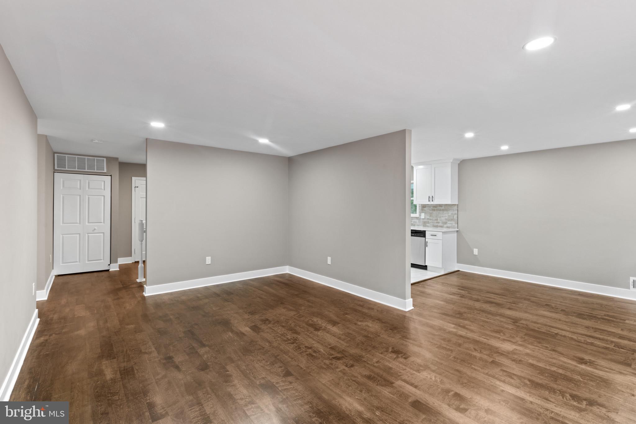 PISCATAWAY HILLS - Residential