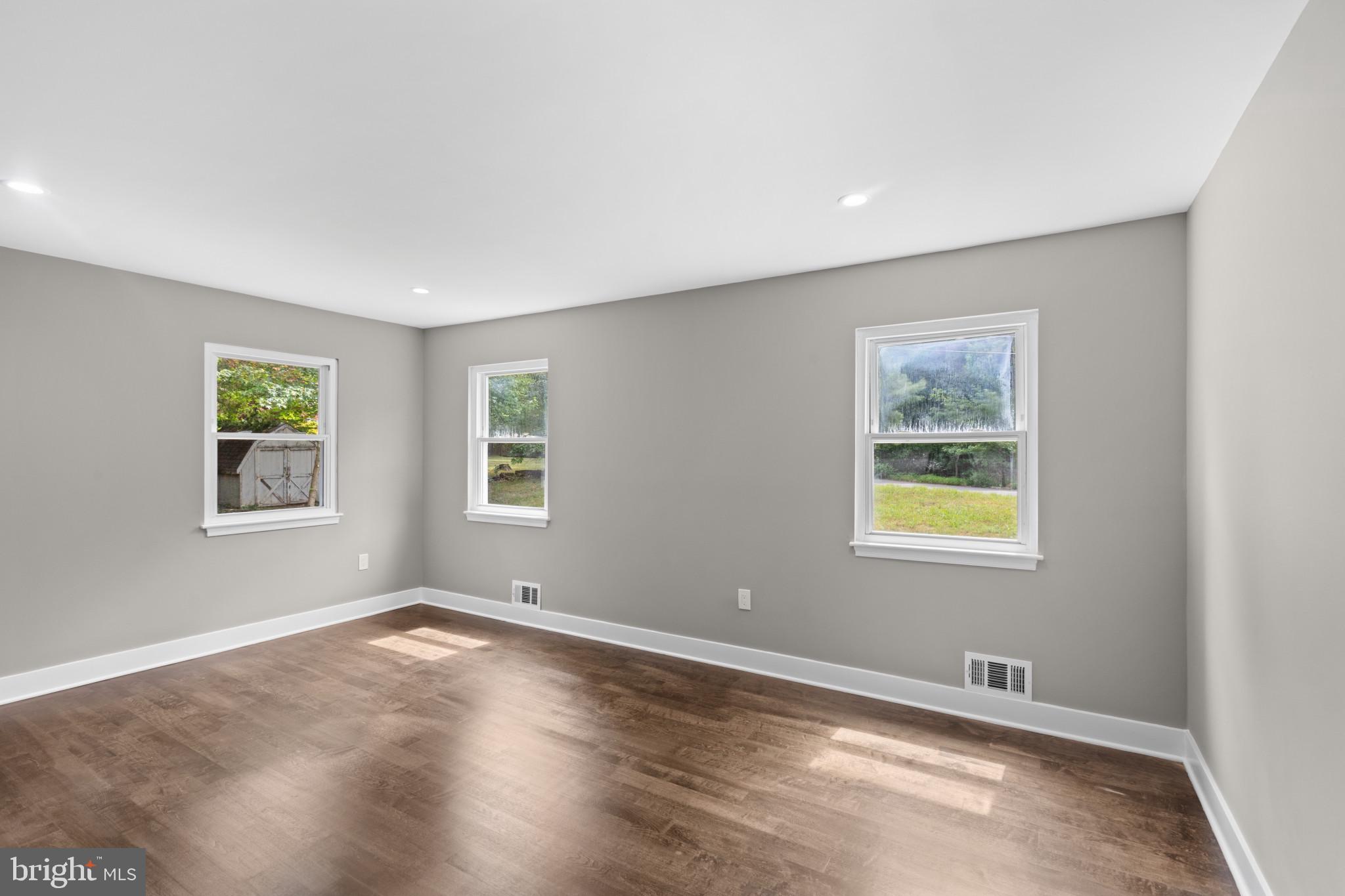 PISCATAWAY HILLS - Residential