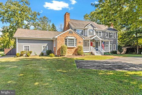 4106 FERRY LANDING ROAD ALEXANDRIA VA 22309