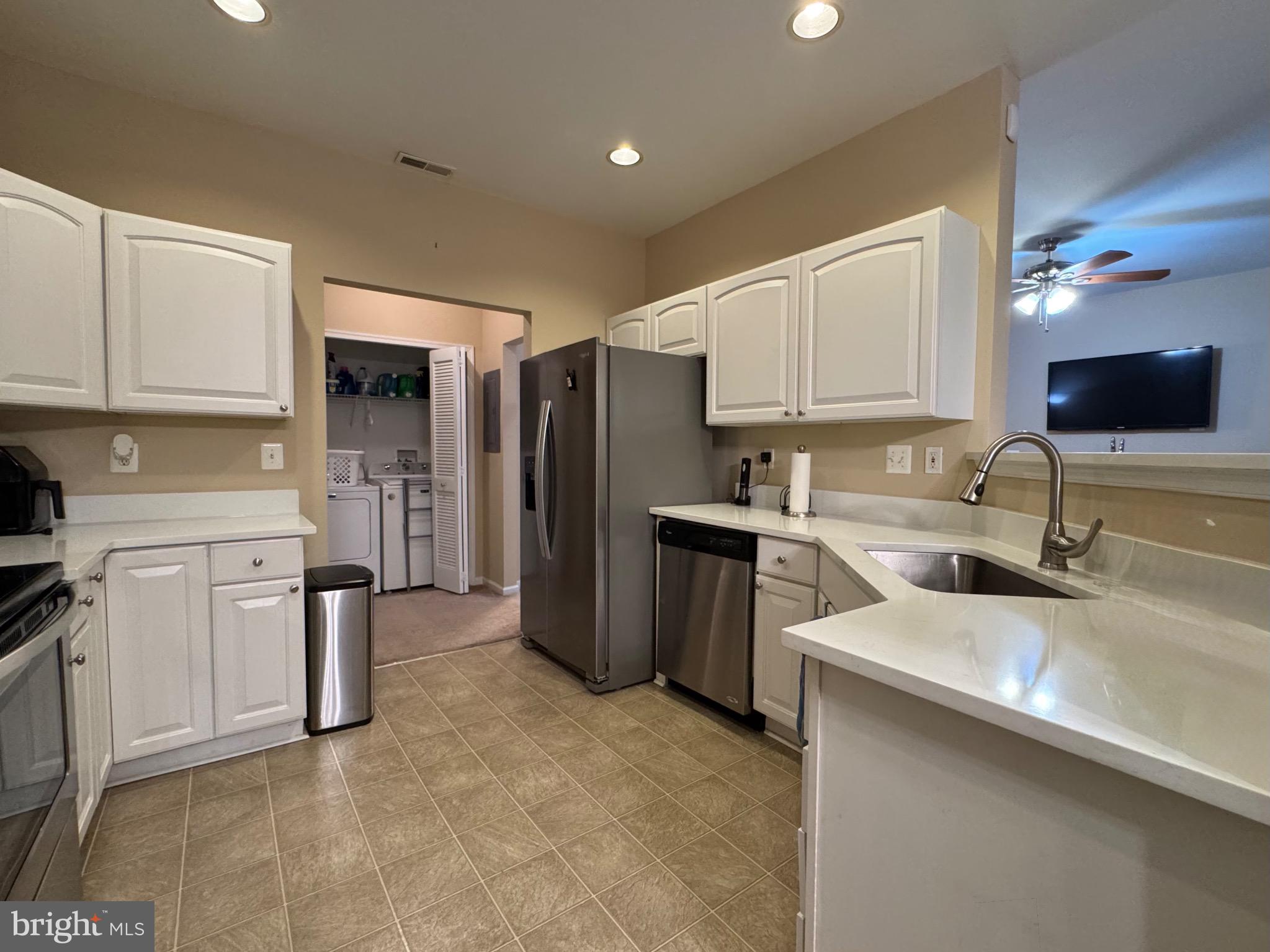 VILLAGE OF MILL RUN - Residential