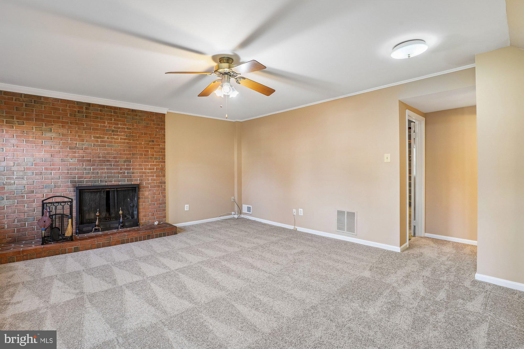 HAYFIELD FARM - Residential Lease